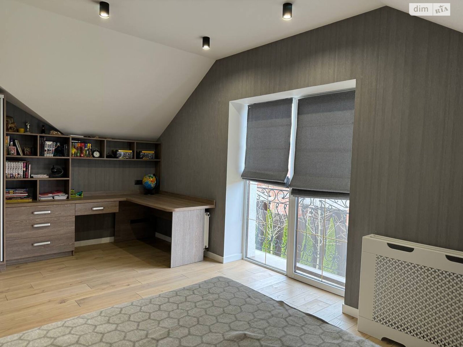 двоповерховий будинок з опаленням, 184 кв. м, цегла. Продаж у Ірпені фото 1 двоповерховий будинок з опаленням, 184 кв. м, цегла. Продаж у Ірпені фото 1