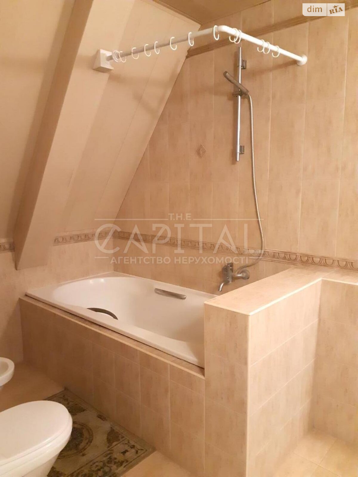 четырехэтажный дом с отоплением, 420 кв. м, кирпич. Продажа в Ирпене фото 1 четырехэтажный дом с отоплением, 420 кв. м, кирпич. Продажа в Ирпене фото 1