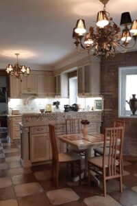 четырехэтажный дом с отоплением, 420 кв. м, кирпич. Продажа в Ирпене фото 2