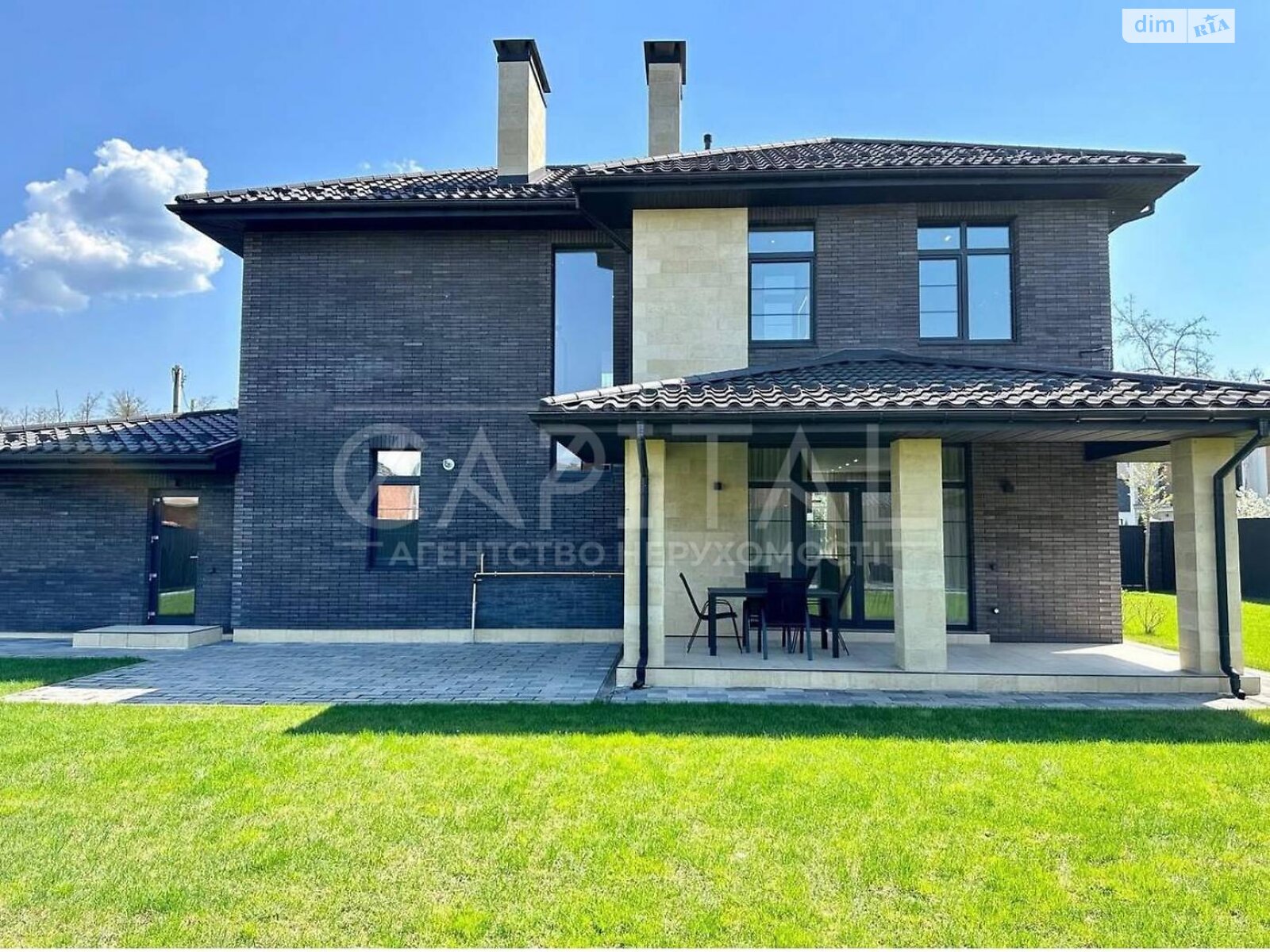 двоповерховий будинок з гаражем, 230 кв. м, цегла. Продаж у Ірпені фото 1 двоповерховий будинок з гаражем, 230 кв. м, цегла. Продаж у Ірпені фото 1