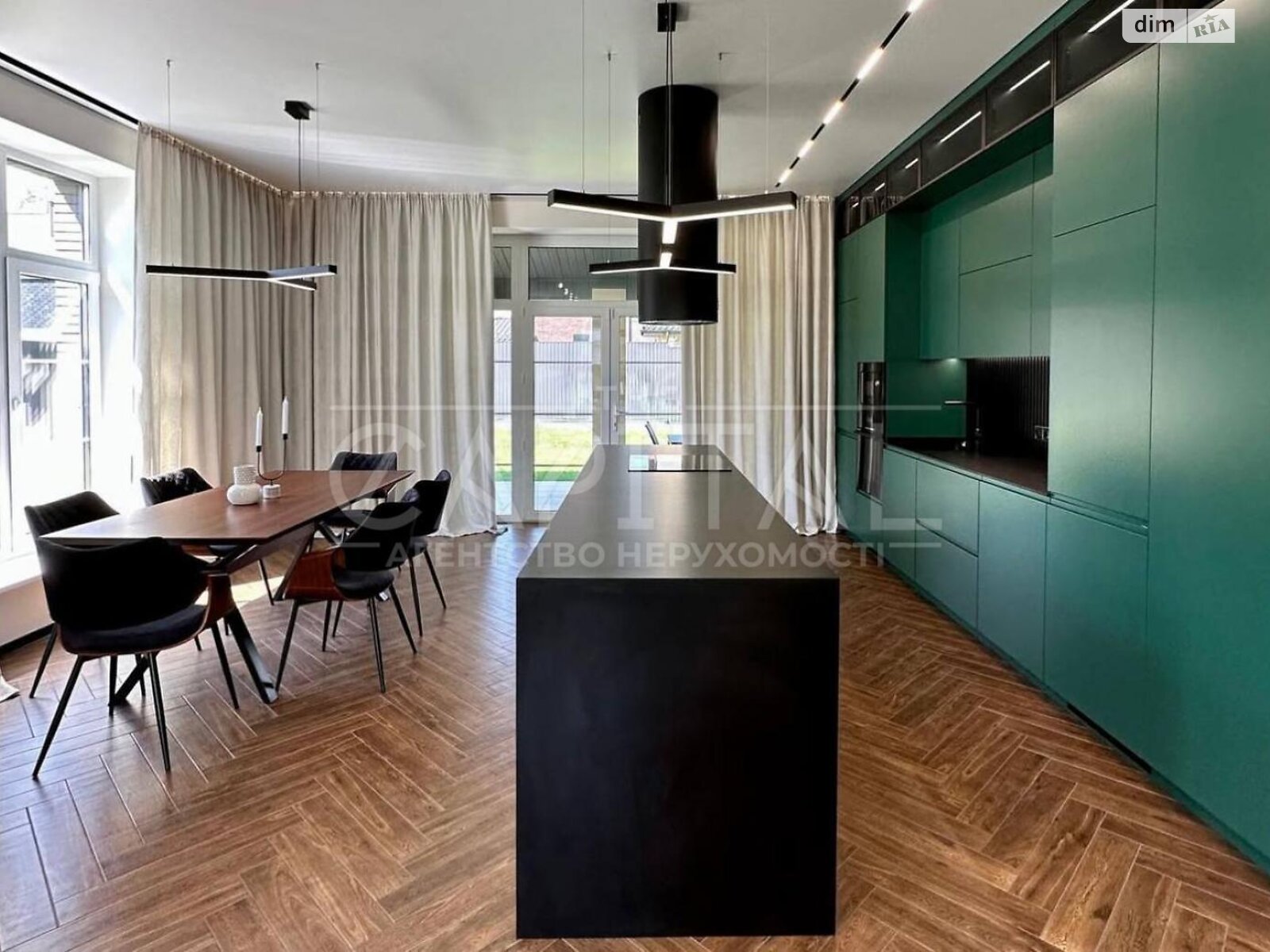 двоповерховий будинок з гаражем, 230 кв. м, цегла. Продаж у Ірпені фото 1 двоповерховий будинок з гаражем, 230 кв. м, цегла. Продаж у Ірпені фото 1