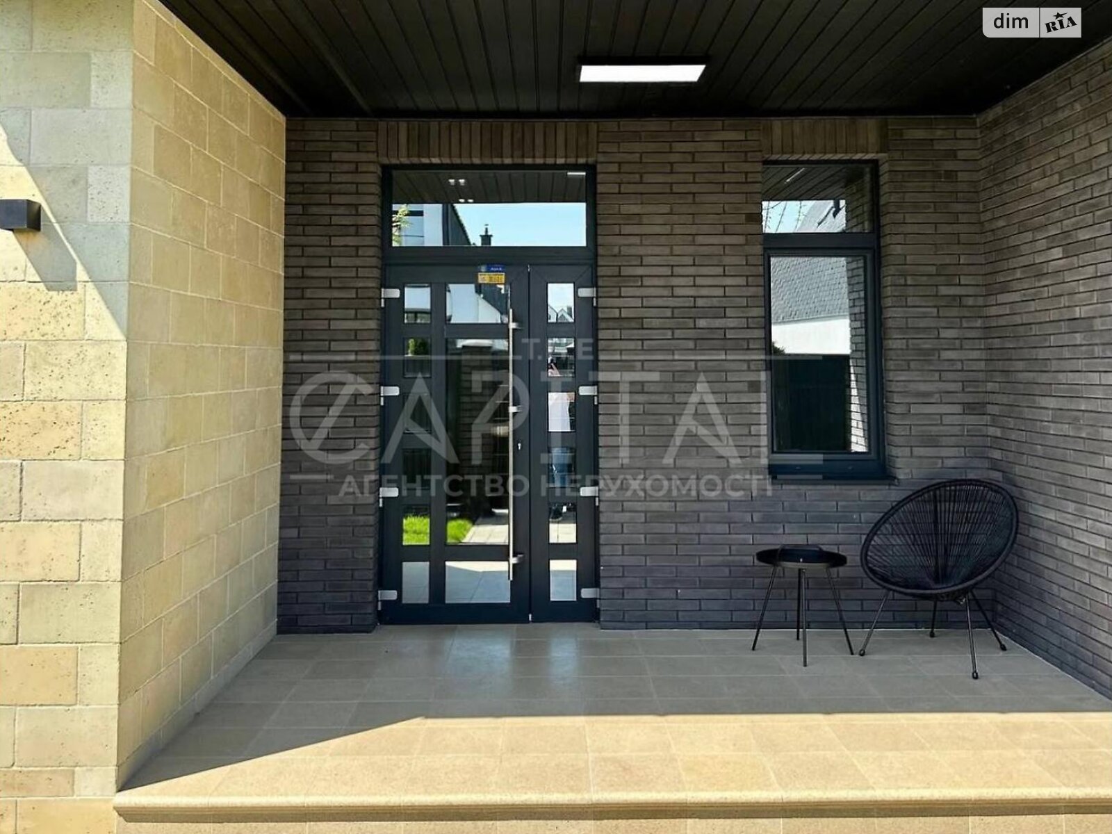двоповерховий будинок з гаражем, 230 кв. м, цегла. Продаж у Ірпені фото 1 двоповерховий будинок з гаражем, 230 кв. м, цегла. Продаж у Ірпені фото 1