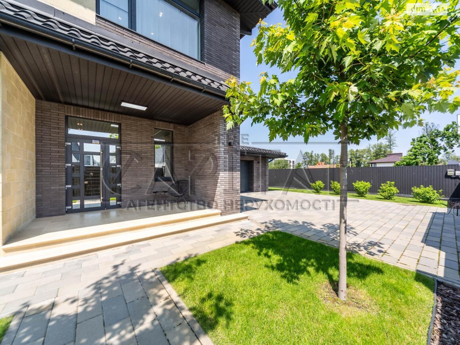 двоповерховий будинок з гаражем, 230 кв. м, цегла. Продаж у Ірпені фото 1 двоповерховий будинок з гаражем, 230 кв. м, цегла. Продаж у Ірпені фото 1