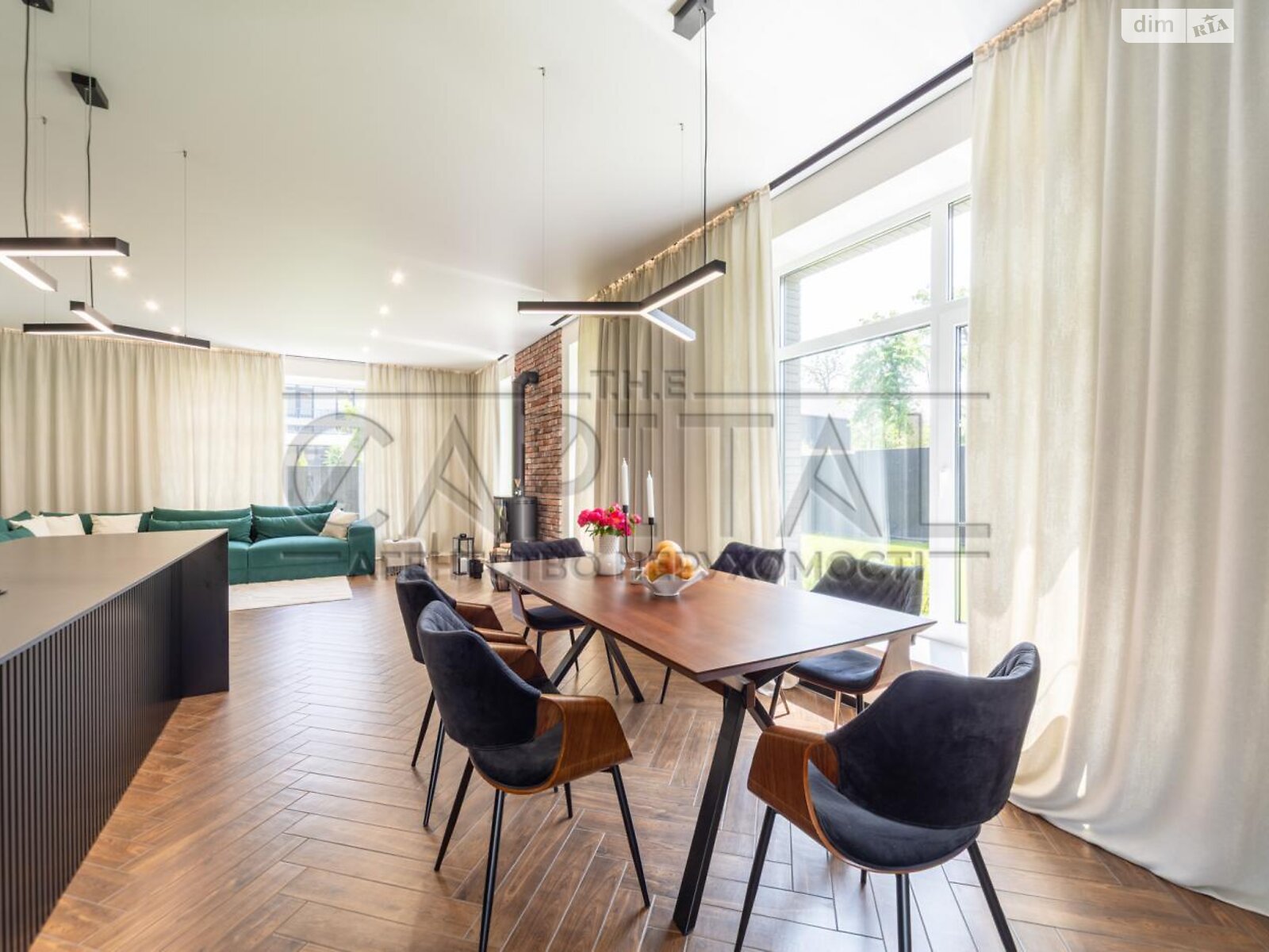 двоповерховий будинок з гаражем, 230 кв. м, цегла. Продаж у Ірпені фото 1 двоповерховий будинок з гаражем, 230 кв. м, цегла. Продаж у Ірпені фото 1