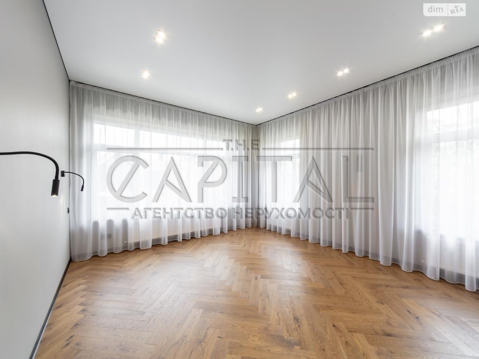 двоповерховий будинок з гаражем, 230 кв. м, цегла. Продаж у Ірпені фото 1 двоповерховий будинок з гаражем, 230 кв. м, цегла. Продаж у Ірпені фото 1