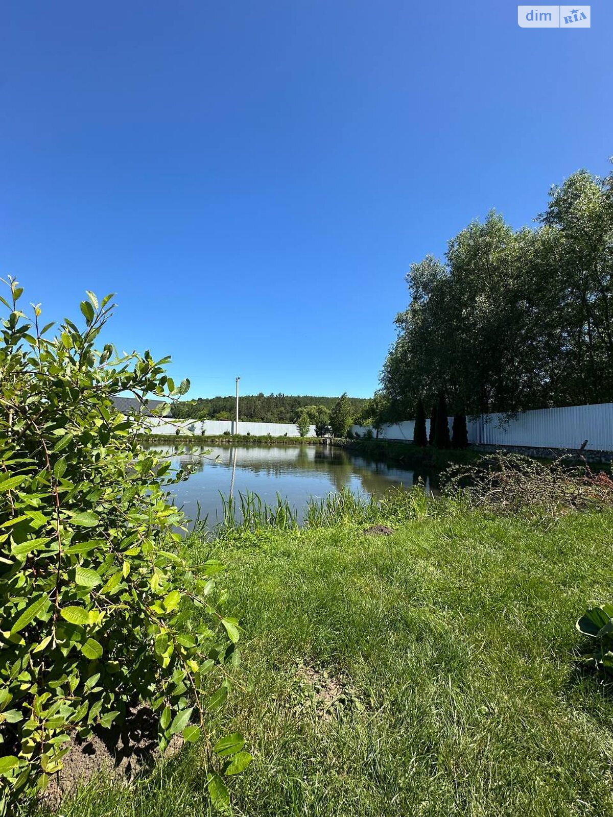 двухэтажный дом с верандой, 200 кв. м, кирпич. Продажа в Ивачеву Долишнему фото 1