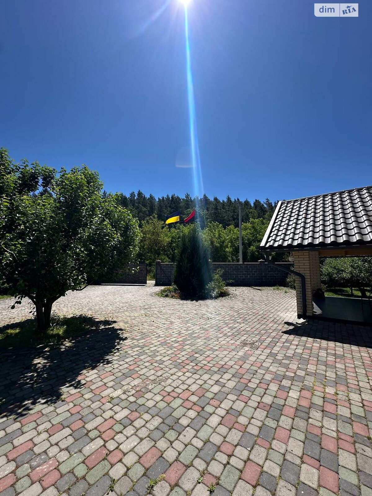 двухэтажный дом с верандой, 200 кв. м, кирпич. Продажа в Ивачеву Долишнему фото 1