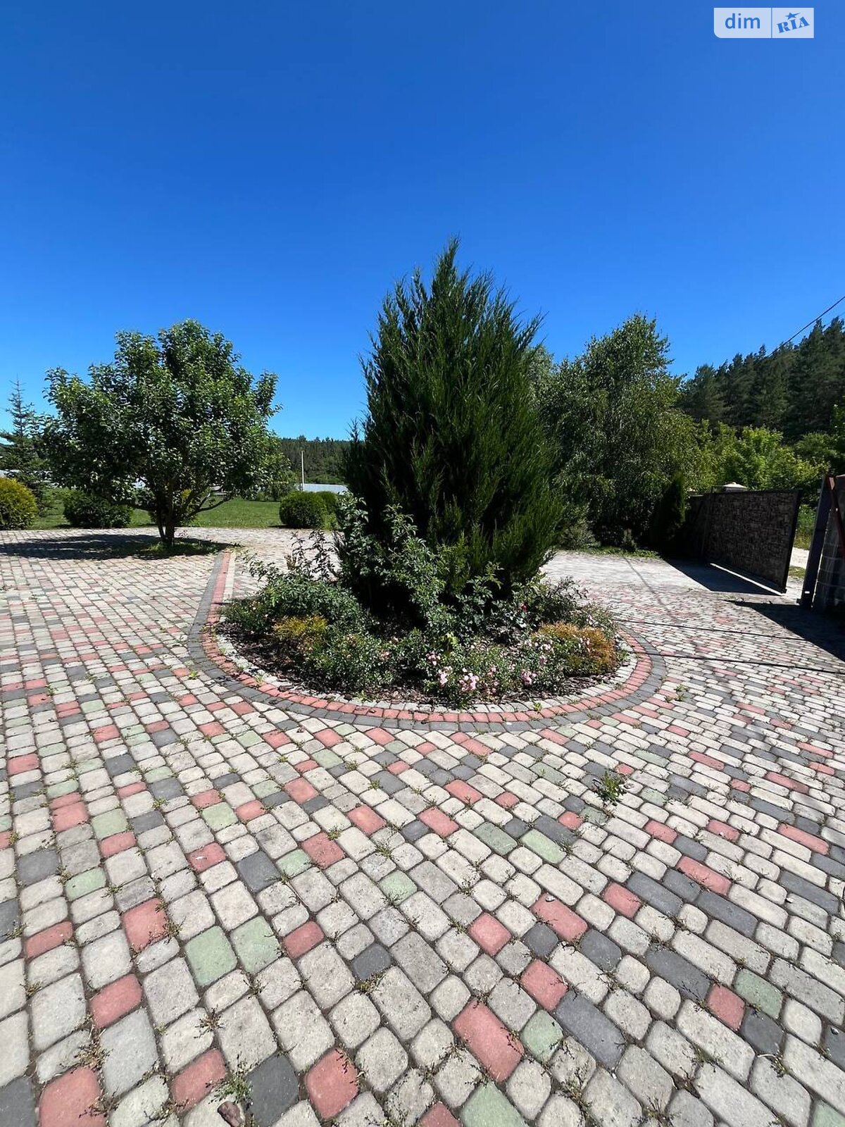 двухэтажный дом с верандой, 200 кв. м, кирпич. Продажа в Ивачеву Долишнему фото 1