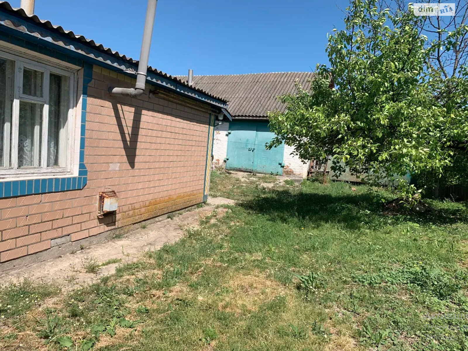 одноповерховий будинок з гаражем, 66.5 кв. м, цегла. Продаж у Івахнах фото 1 одноповерховий будинок з гаражем, 66.5 кв. м, цегла. Продаж у Івахнах фото 1
