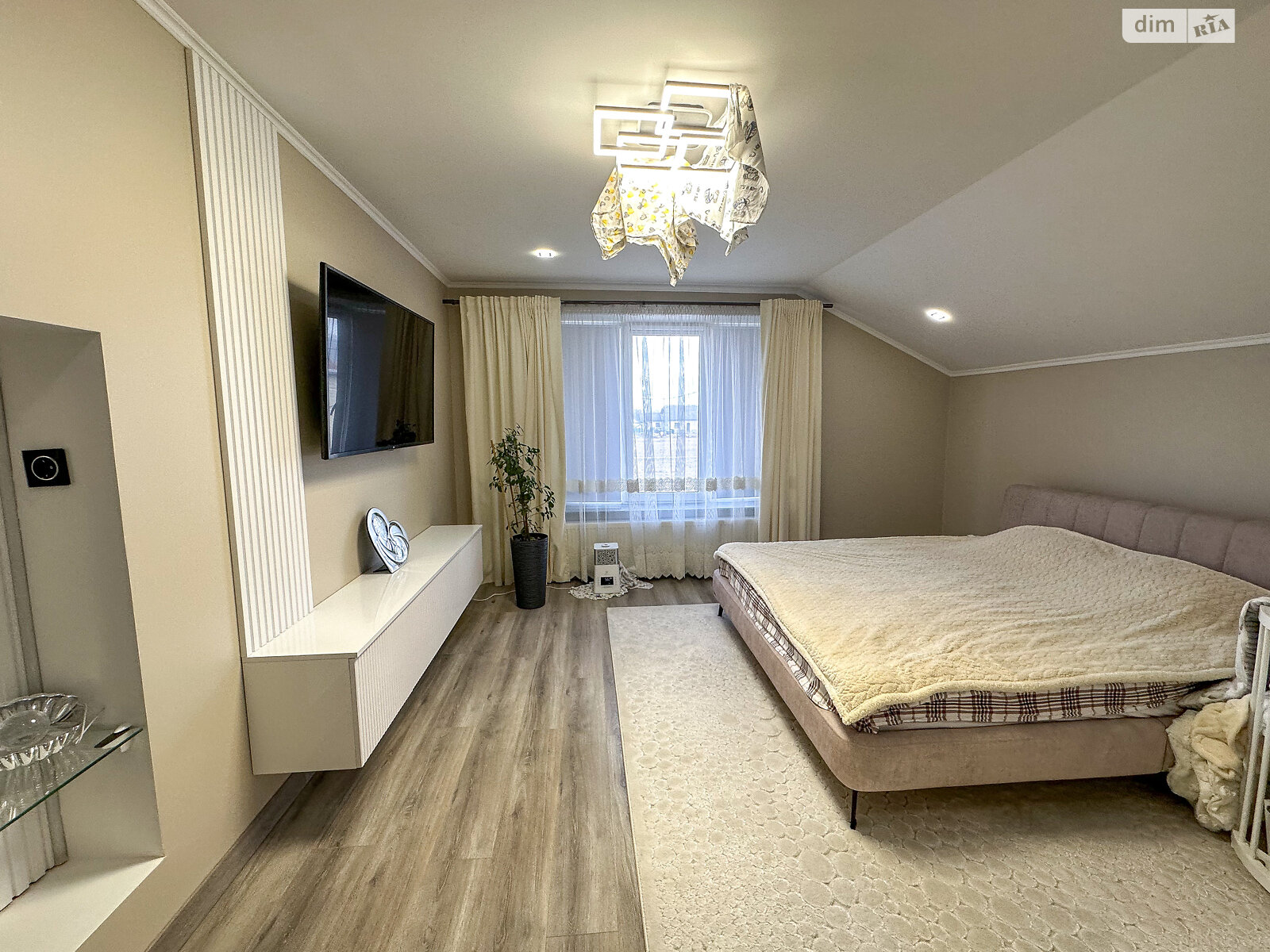 двоповерховий будинок, 173 кв. м, цегла. Продаж у Іваниківці фото 1 двоповерховий будинок, 173 кв. м, цегла. Продаж у Іваниківці фото 1