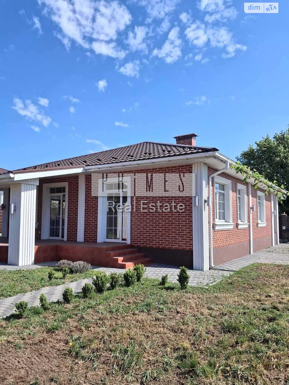 одноэтажный дом с гаражом, 112 кв. м, кирпич. Продажа в Иванковичах фото 1 одноэтажный дом с гаражом, 112 кв. м, кирпич. Продажа в Иванковичах фото 1