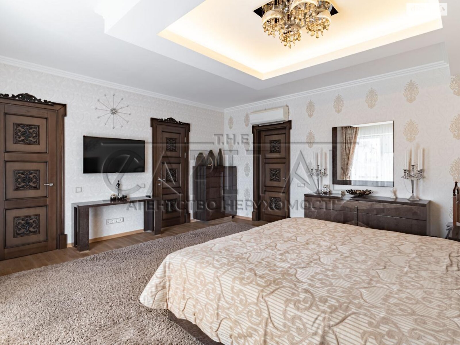 двоповерховий будинок з верандою, 334.2 кв. м, цегла. Продаж у Іванковичах фото 1 двоповерховий будинок з верандою, 334.2 кв. м, цегла. Продаж у Іванковичах фото 1
