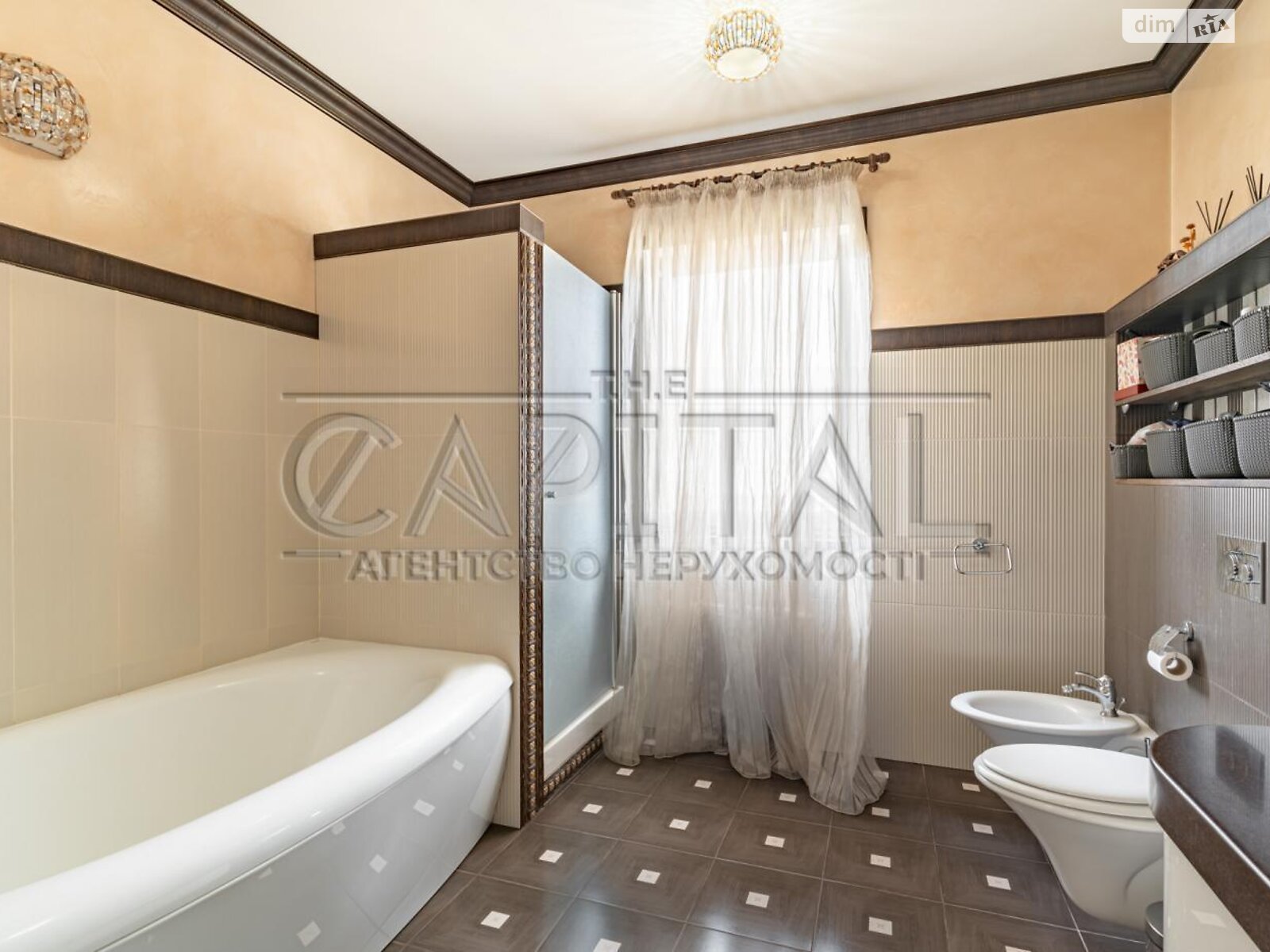 двоповерховий будинок з гаражем, 334.2 кв. м, цегла. Продаж у Іванковичах фото 1 двоповерховий будинок з гаражем, 334.2 кв. м, цегла. Продаж у Іванковичах фото 1