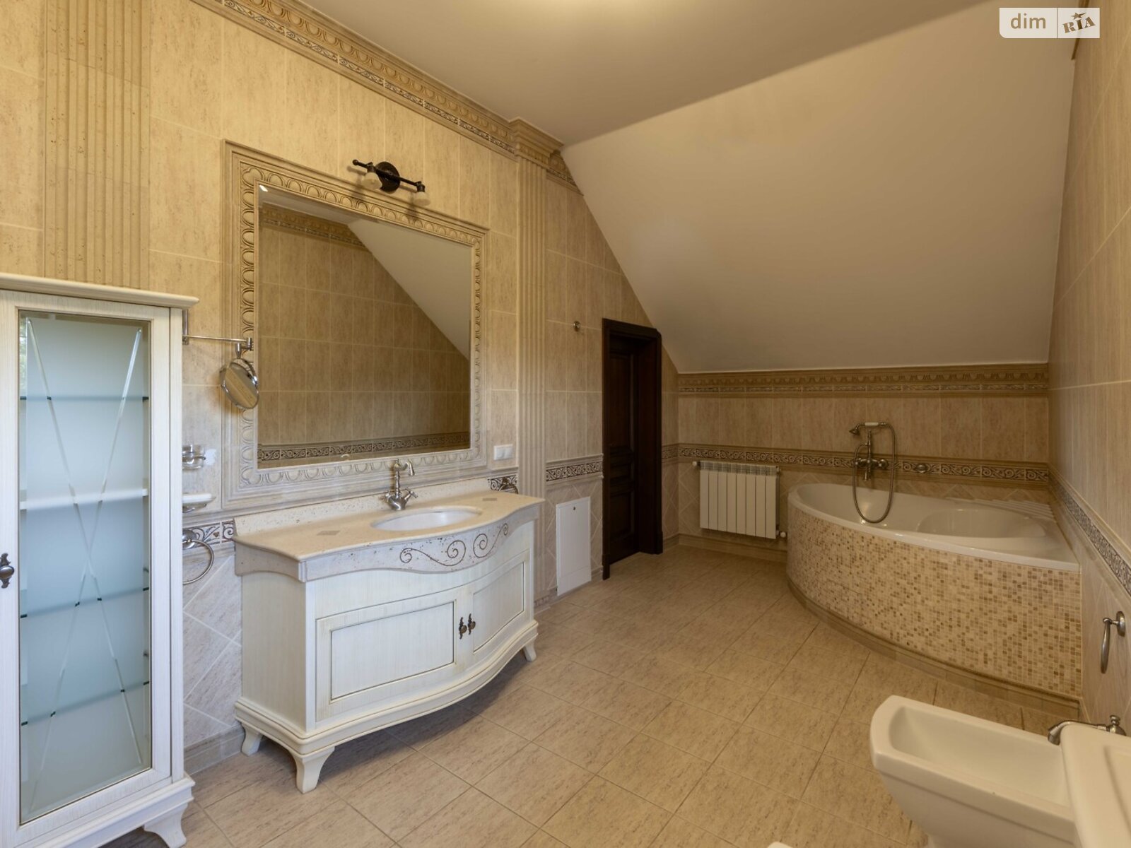 двухэтажный дом беседка, 561.8 кв. м, кирпич. Продажа в Иванковичах фото 1 двухэтажный дом беседка, 561.8 кв. м, кирпич. Продажа в Иванковичах фото 1