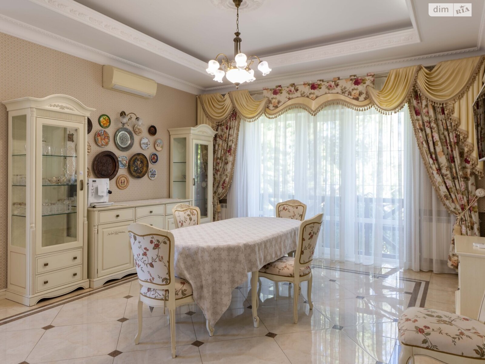 двухэтажный дом беседка, 561.8 кв. м, кирпич. Продажа в Иванковичах фото 1 двухэтажный дом беседка, 561.8 кв. м, кирпич. Продажа в Иванковичах фото 1
