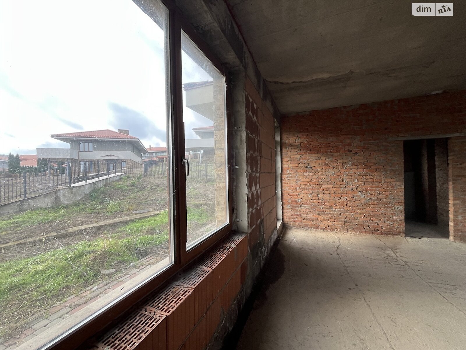 двухэтажный дом, 244 кв. м, кирпич. Продажа в Иванковичах фото 1