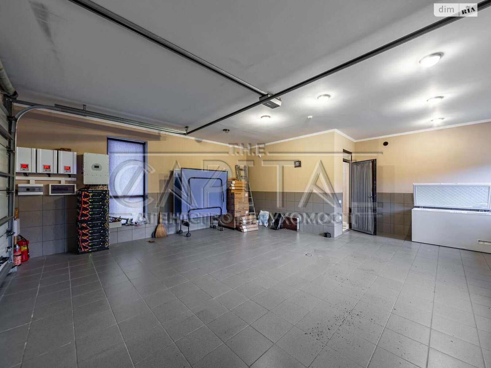 двоповерховий будинок з гаражем, 385.6 кв. м, цегла. Продаж у Іванковичах фото 1 двоповерховий будинок з гаражем, 385.6 кв. м, цегла. Продаж у Іванковичах фото 1