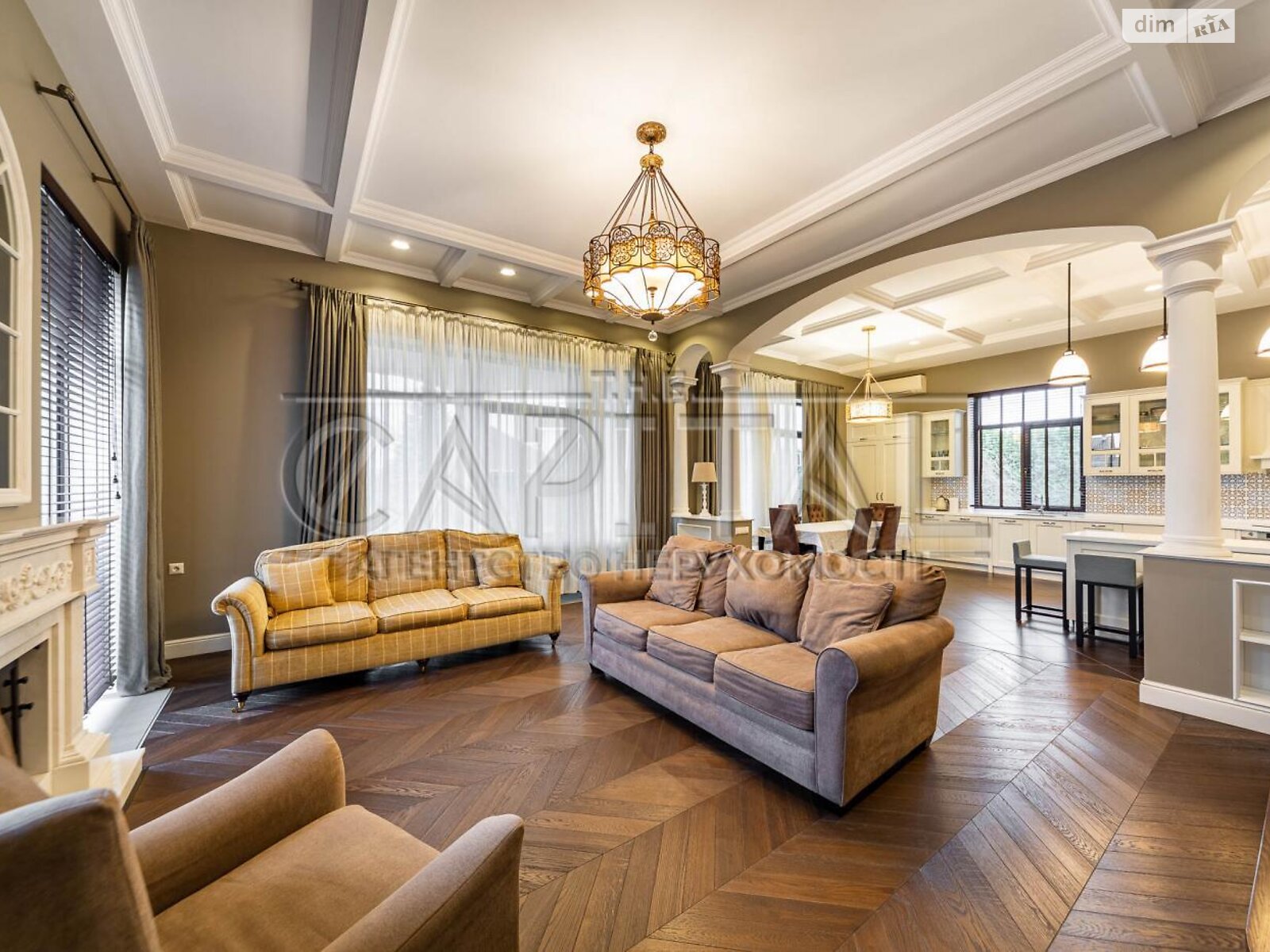 двухэтажный дом с верандой, 385.6 кв. м, кирпич. Продажа в Иванковичах фото 1 двухэтажный дом с верандой, 385.6 кв. м, кирпич. Продажа в Иванковичах фото 1