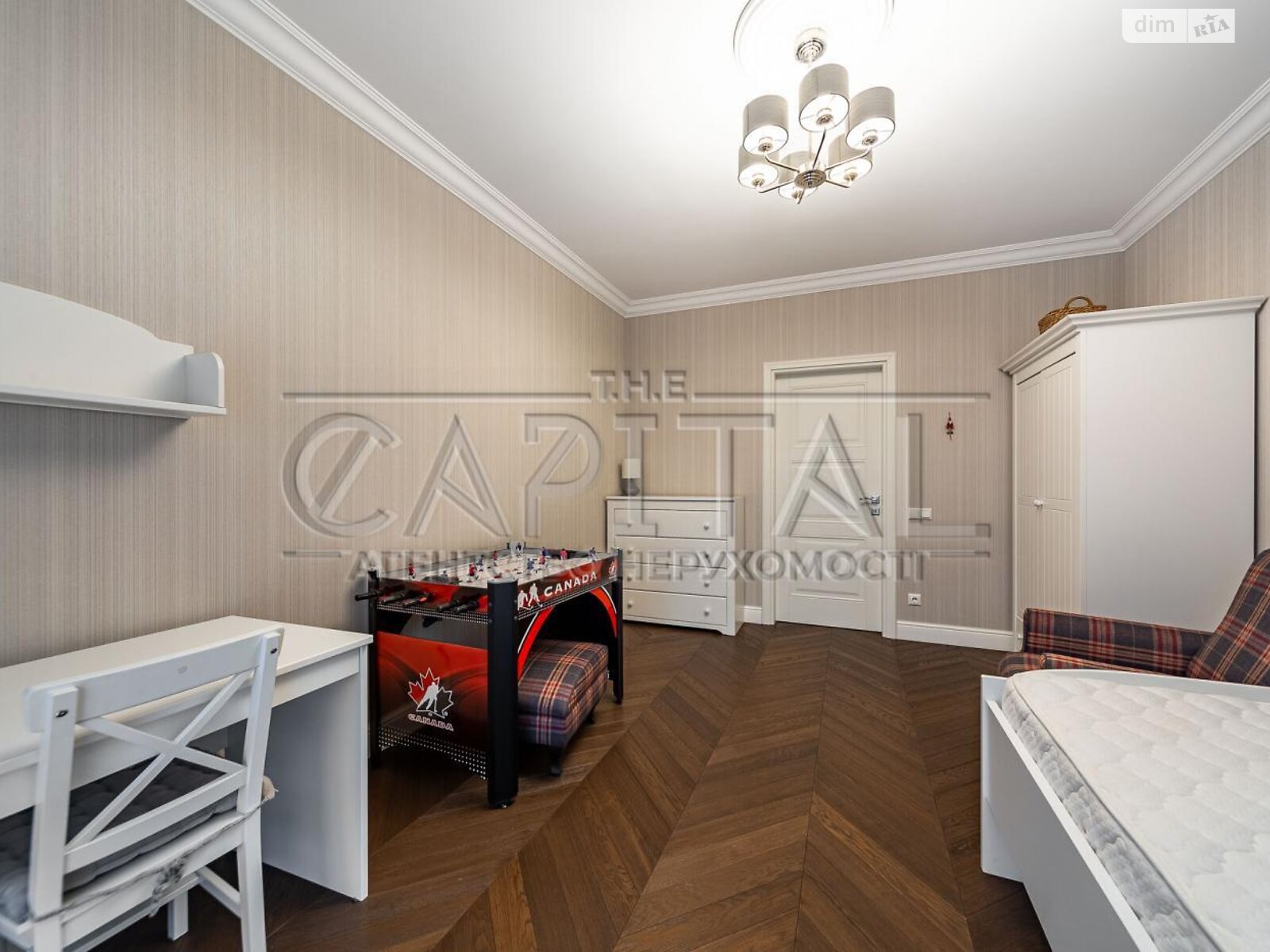 двухэтажный дом с гаражом, 385.6 кв. м, кирпич. Продажа в Иванковичах фото 1 двухэтажный дом с гаражом, 385.6 кв. м, кирпич. Продажа в Иванковичах фото 1