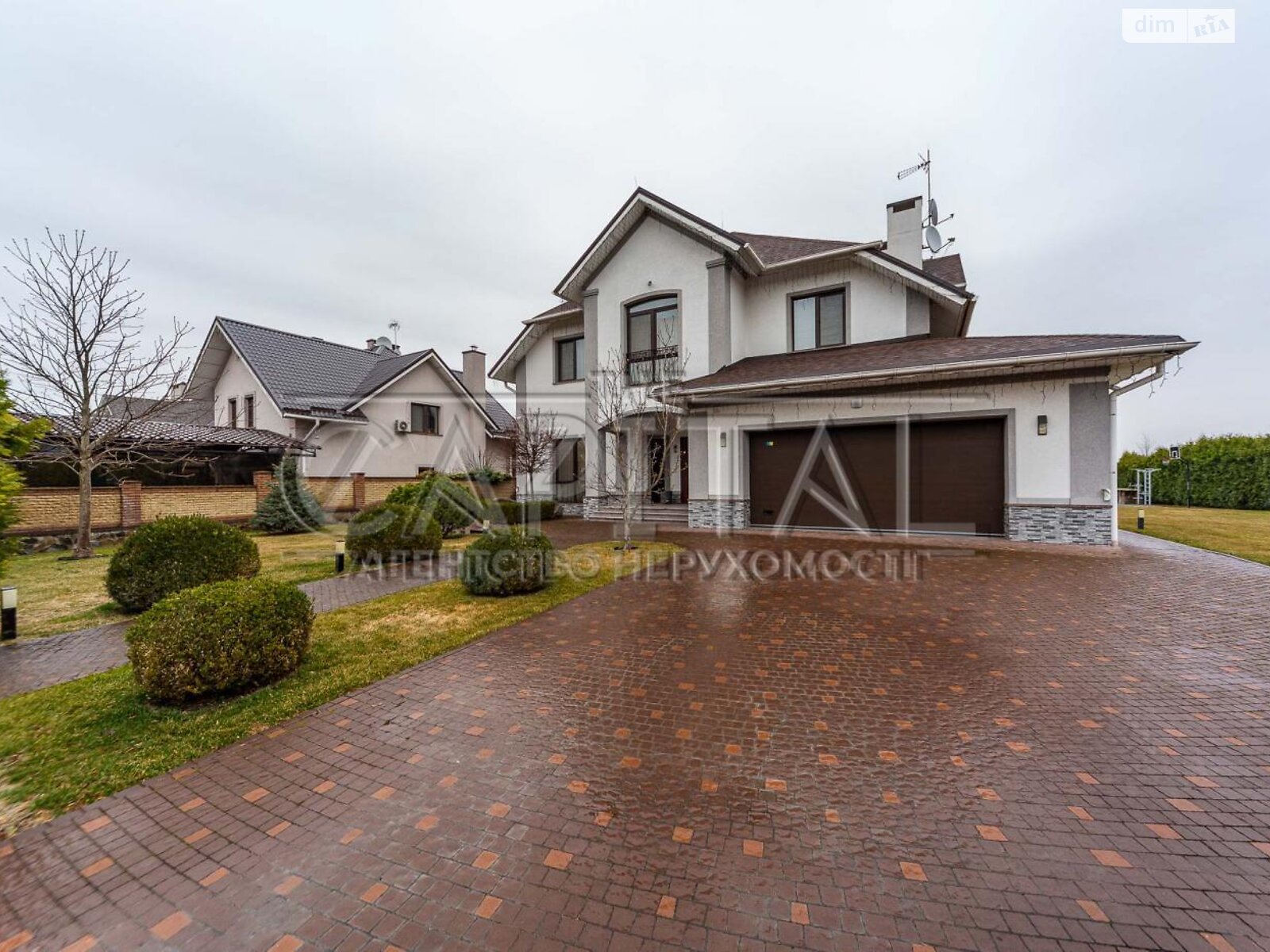 двухэтажный дом с гаражом, 385.6 кв. м, кирпич. Продажа в Иванковичах фото 1 двухэтажный дом с гаражом, 385.6 кв. м, кирпич. Продажа в Иванковичах фото 1