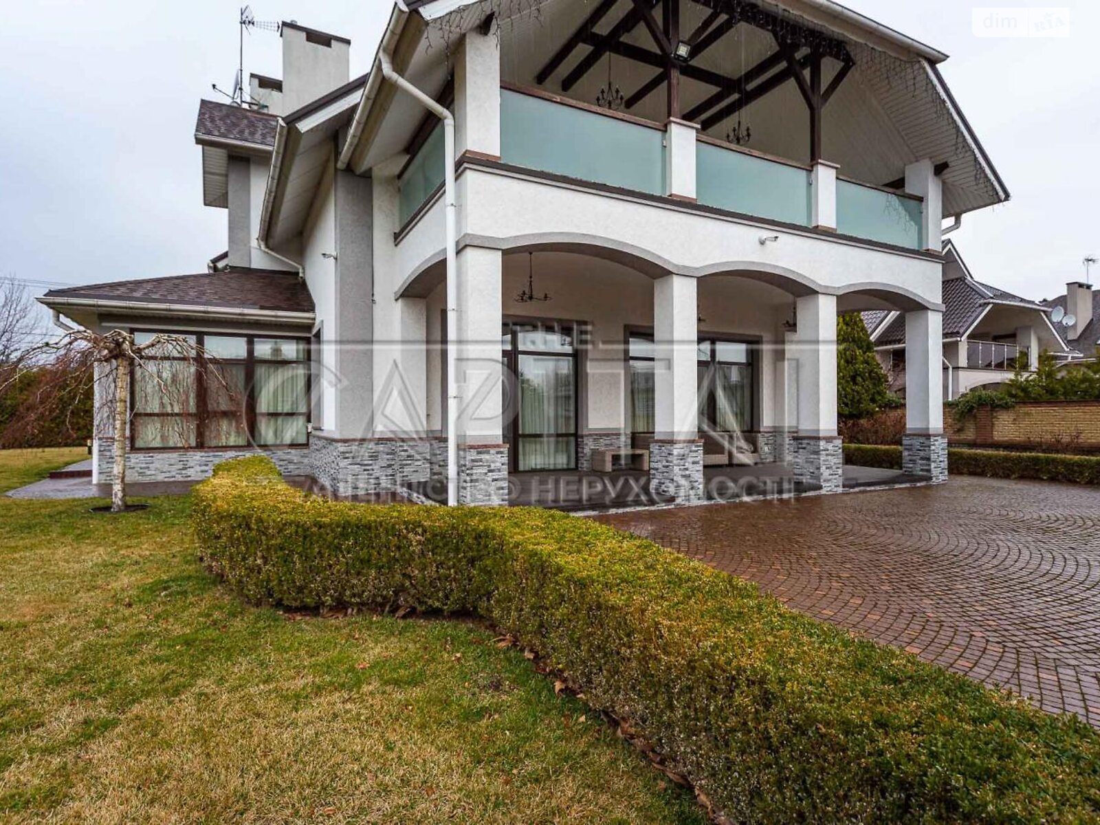двухэтажный дом с гаражом, 385.6 кв. м, кирпич. Продажа в Иванковичах фото 1 двухэтажный дом с гаражом, 385.6 кв. м, кирпич. Продажа в Иванковичах фото 1