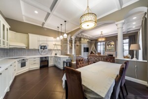 двухэтажный дом с гаражом, 385.6 кв. м, кирпич. Продажа в Иванковичах фото 2
