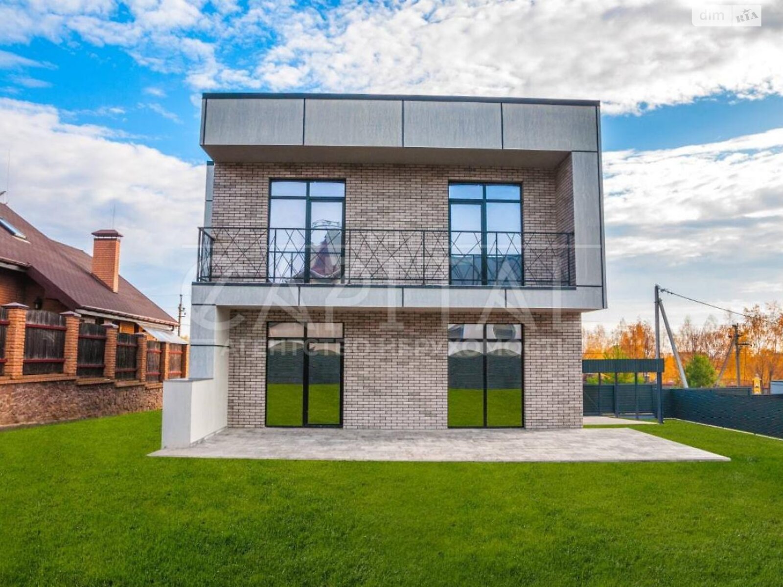 двухэтажный дом с балконом, 162 кв. м, кирпич. Продажа в Иванковичах фото 1 двухэтажный дом с балконом, 162 кв. м, кирпич. Продажа в Иванковичах фото 1