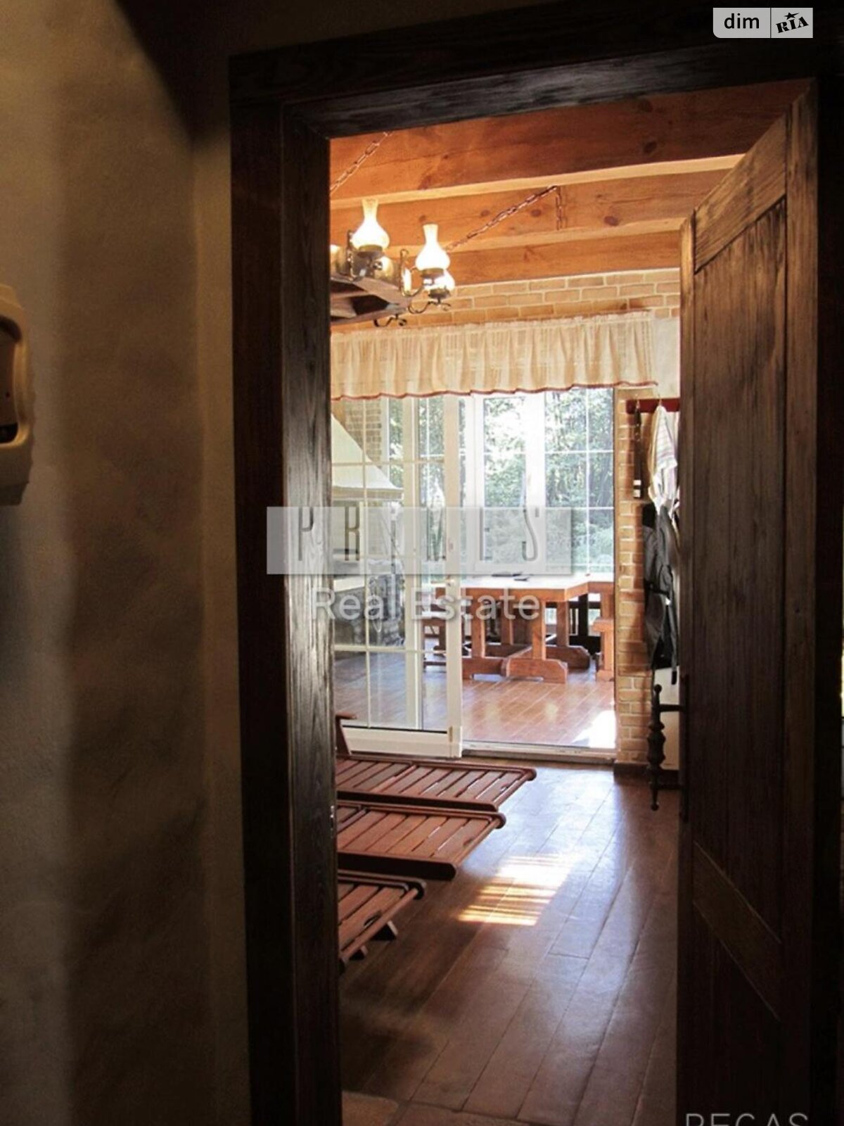 трехэтажный дом с верандой, 800 кв. м, кирпич. Продажа в Иванковичах фото 1