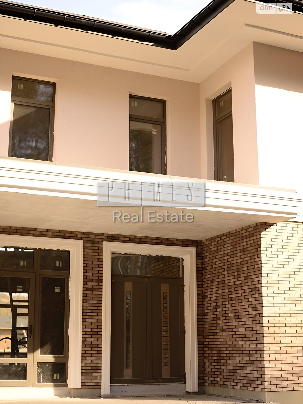 двухэтажный дом с балконом, 265 кв. м, кирпич. Продажа в Иванковичах фото 1 двухэтажный дом с балконом, 265 кв. м, кирпич. Продажа в Иванковичах фото 1