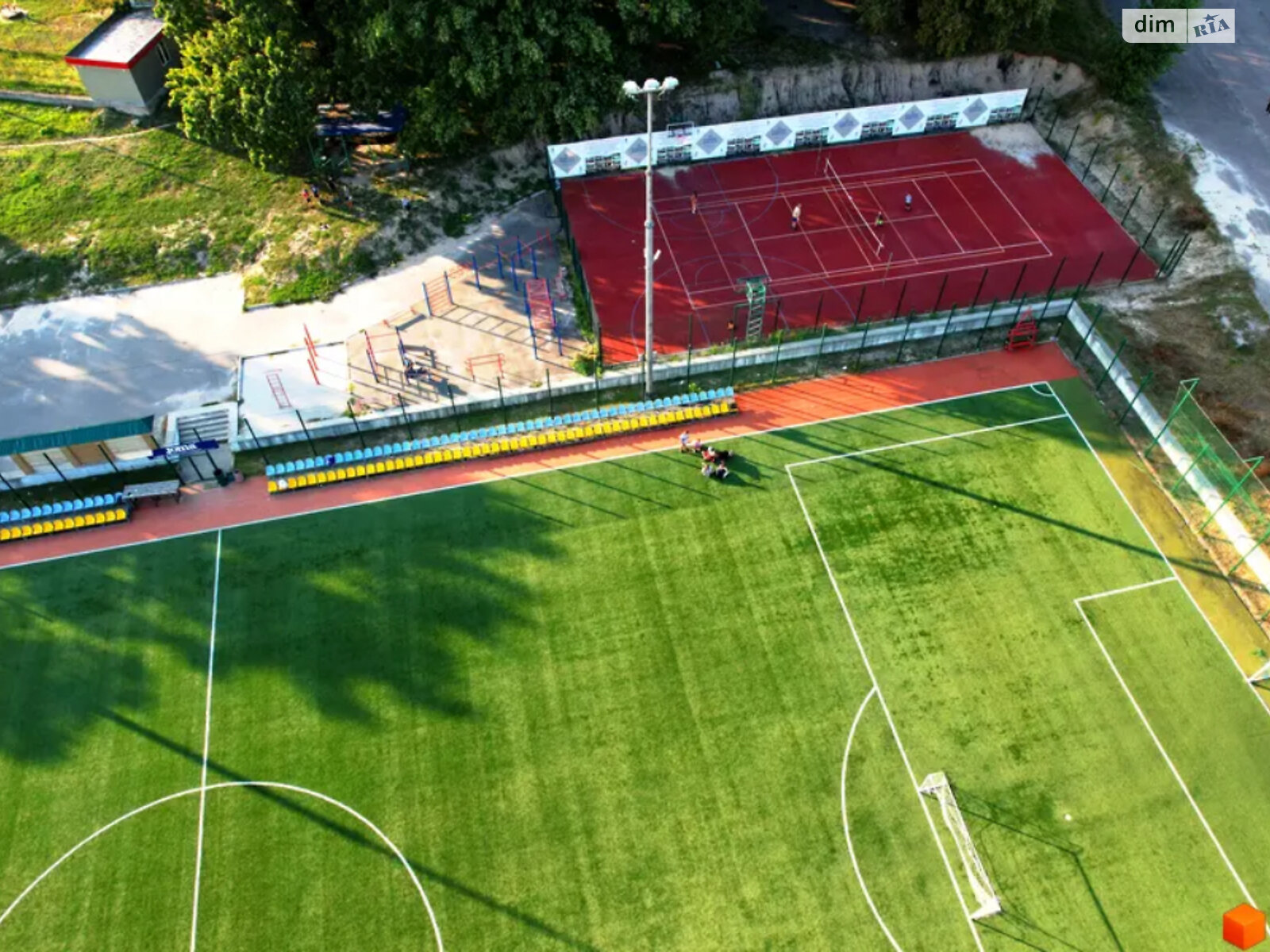 двухэтажный дом, 158.5 кв. м, газобетон. Продажа в Иванковичах фото 1