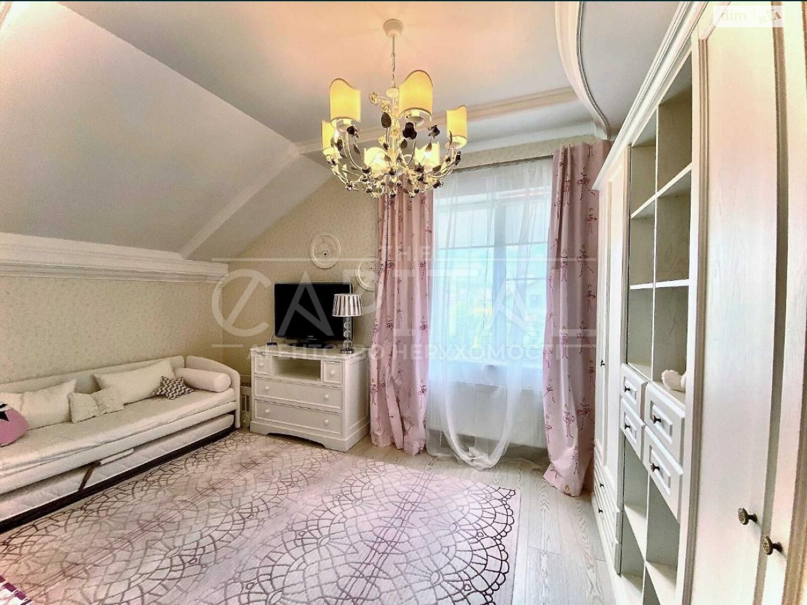 двухэтажный дом, 390 кв. м, кирпич. Продажа в Иванковичах фото 1