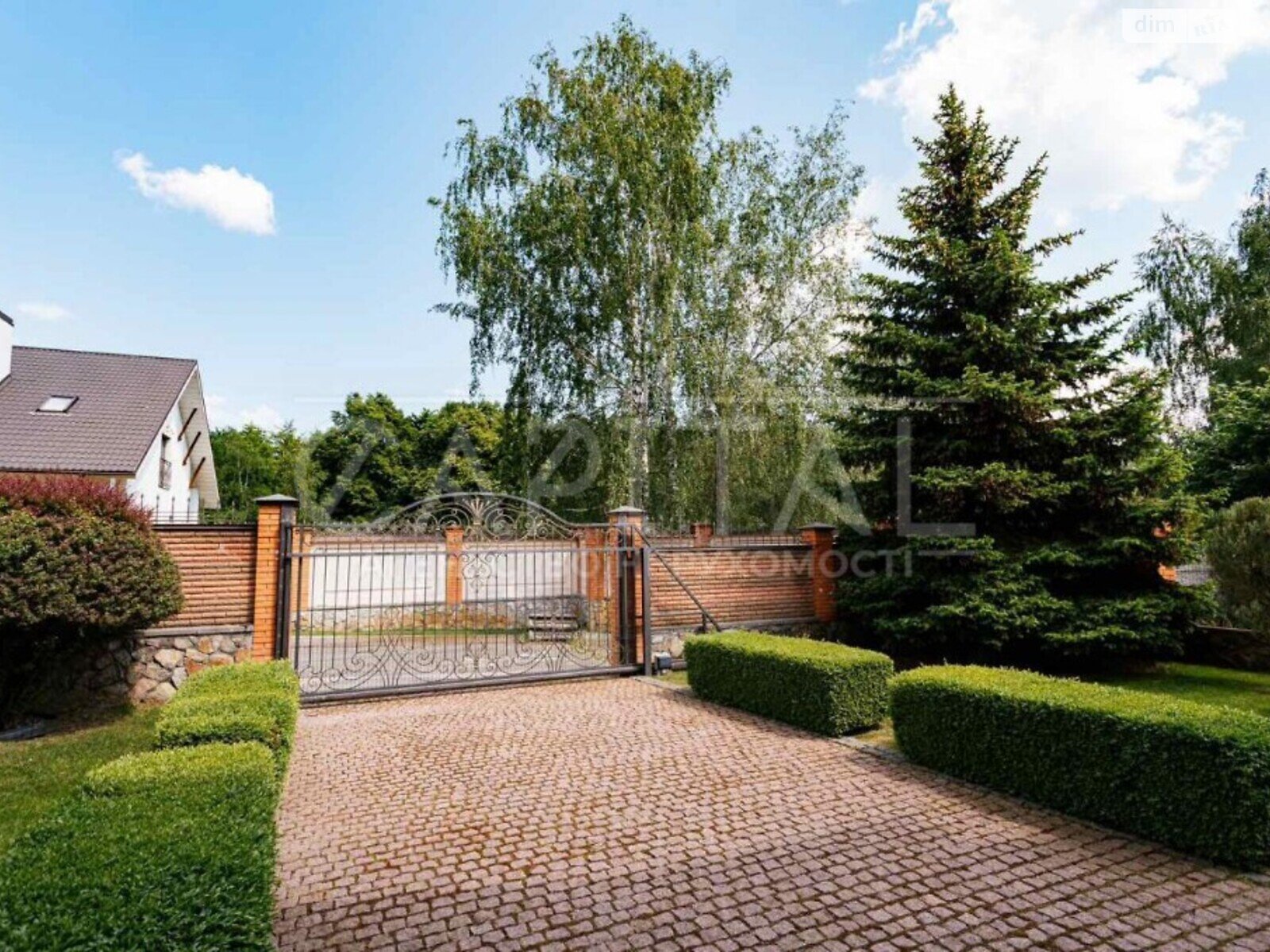 двухэтажный дом с отоплением, 363 кв. м, кирпич. Продажа в Иванковичах фото 1 двухэтажный дом с отоплением, 363 кв. м, кирпич. Продажа в Иванковичах фото 1