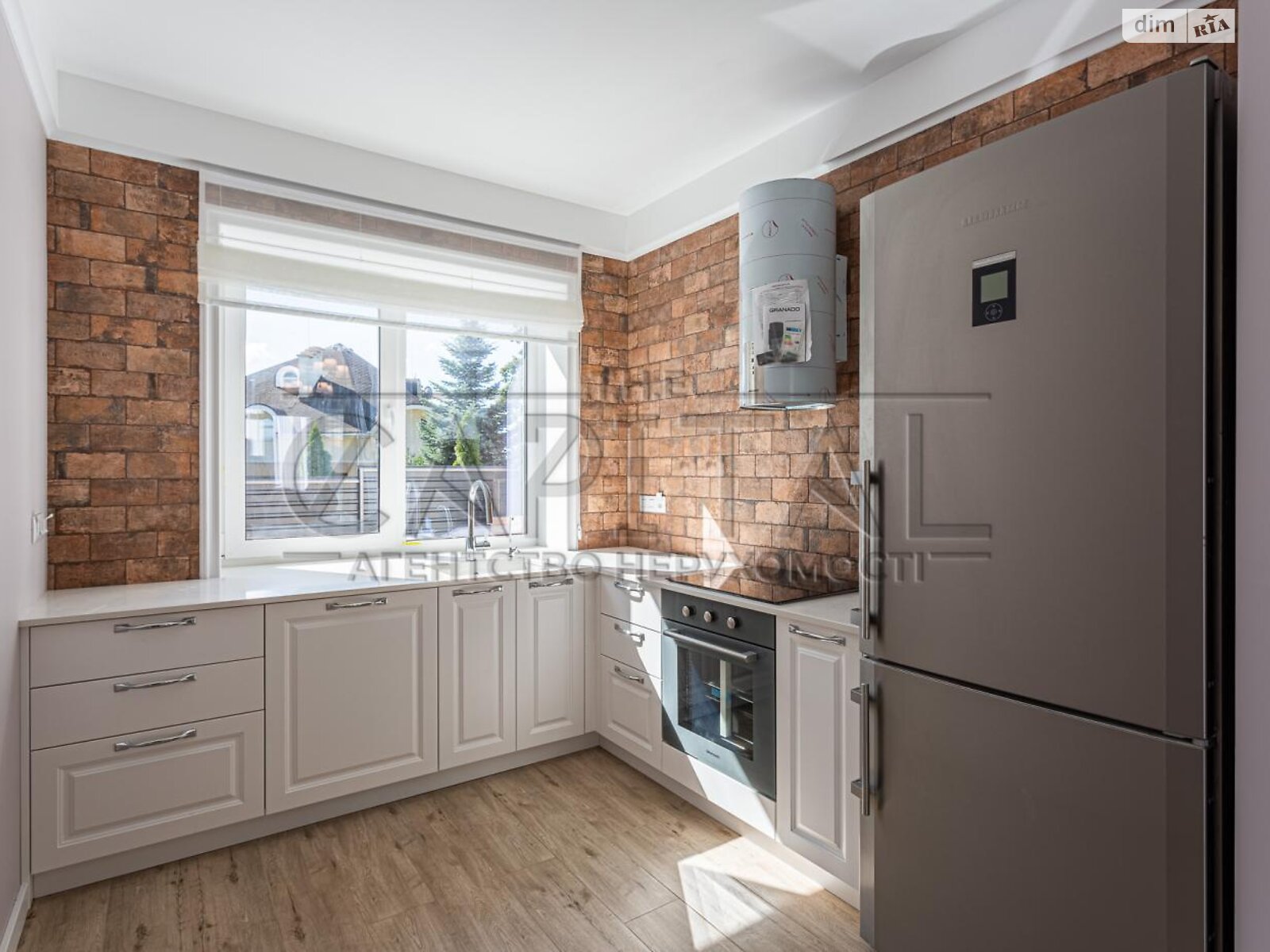 двоповерховий будинок з опаленням, 155 кв. м, цегла. Продаж у Іванковичах фото 1 двоповерховий будинок з опаленням, 155 кв. м, цегла. Продаж у Іванковичах фото 1