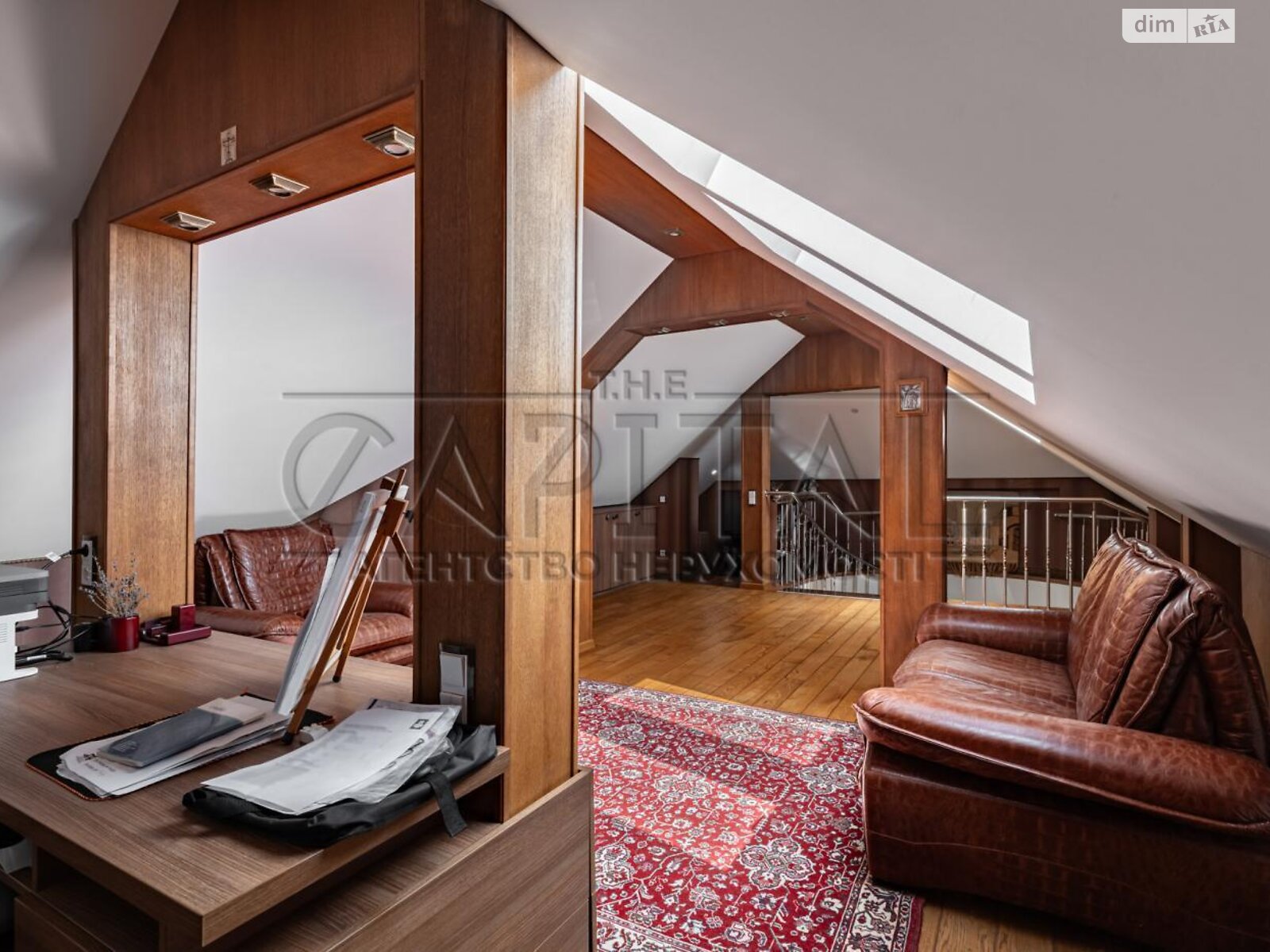 трехэтажный дом с гаражом, 400 кв. м, кирпич. Продажа в Иванковичах фото 1 трехэтажный дом с гаражом, 400 кв. м, кирпич. Продажа в Иванковичах фото 1