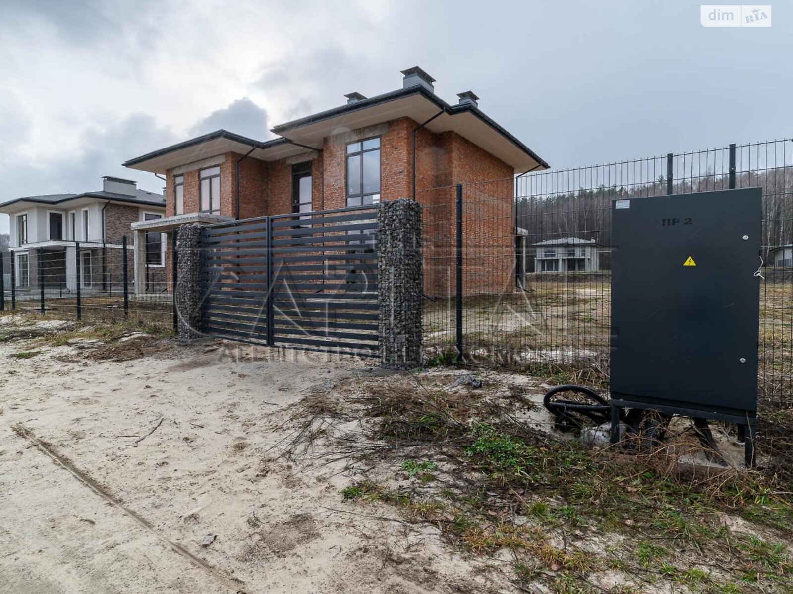 двоповерховий будинок з балконом, 256 кв. м, кирпич. Продаж у Іванковичах фото 1 двоповерховий будинок з балконом, 256 кв. м, кирпич. Продаж у Іванковичах фото 1