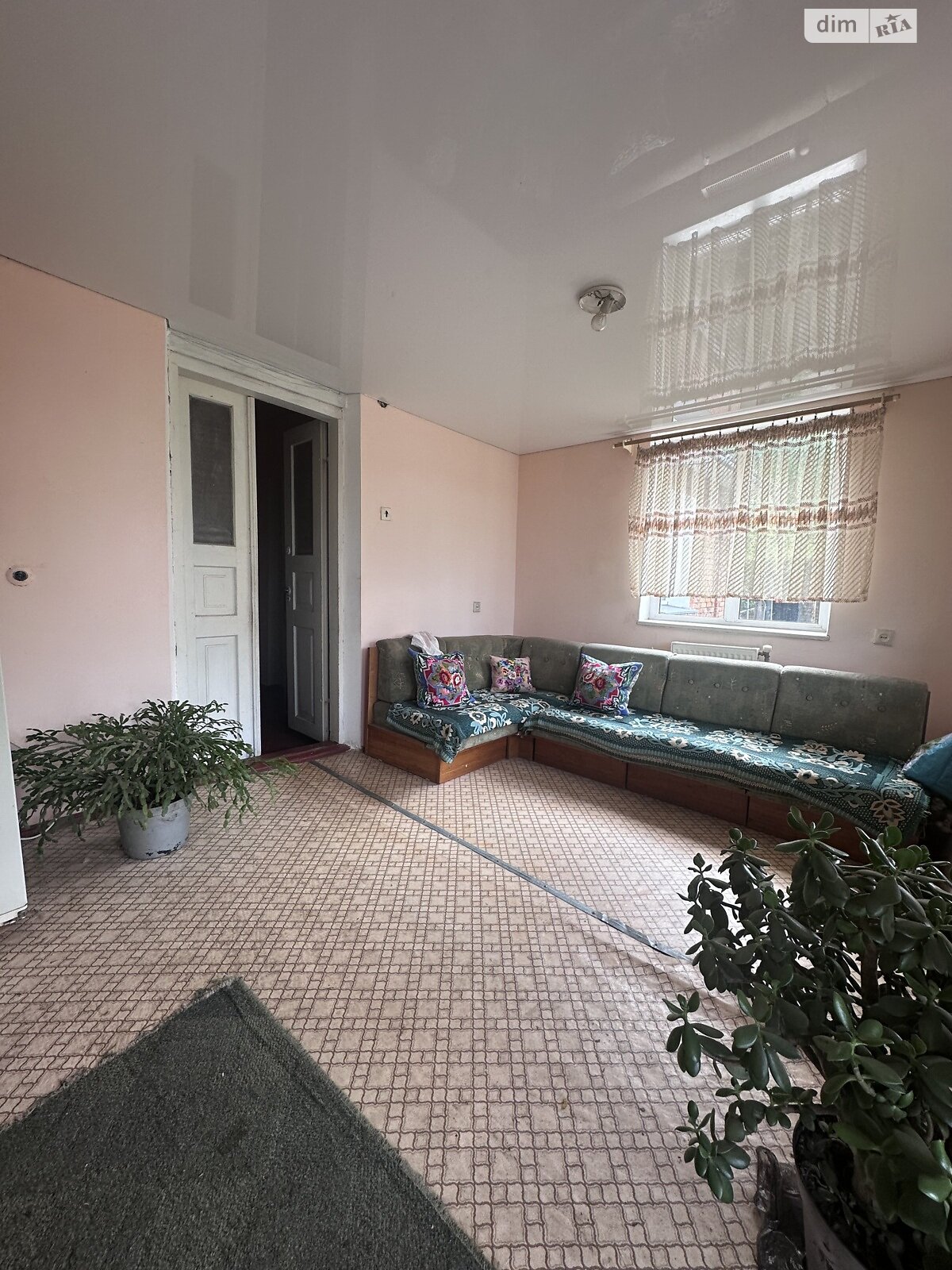 одноэтажный дом с гаражом, 96 кв. м, кирпич. Продажа в Иванковцах фото 1 одноэтажный дом с гаражом, 96 кв. м, кирпич. Продажа в Иванковцах фото 1