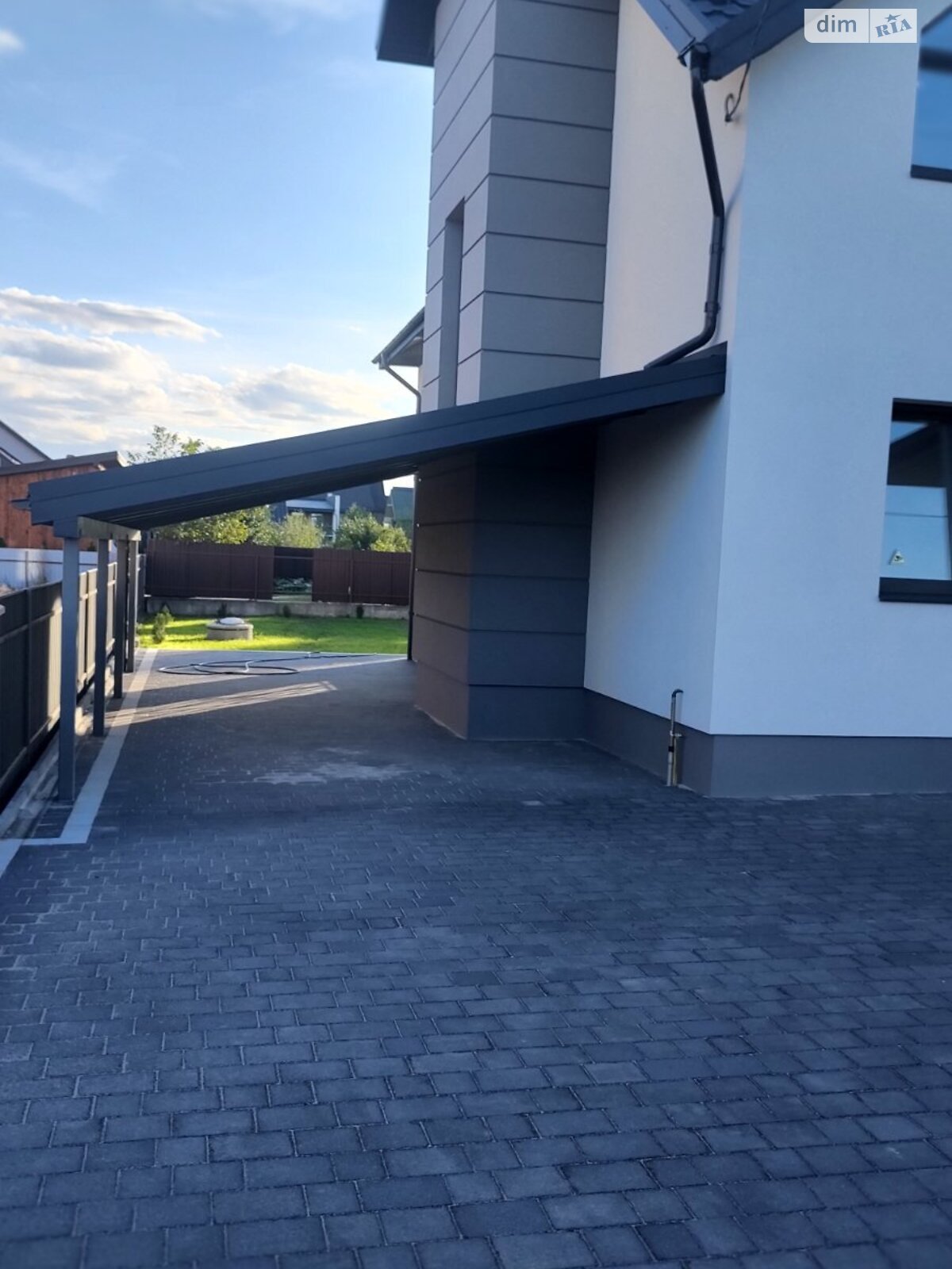 двоповерховий будинок, 220 кв. м, цегла. Продаж у Крихівцях фото 1 двоповерховий будинок, 220 кв. м, цегла. Продаж у Крихівцях фото 1