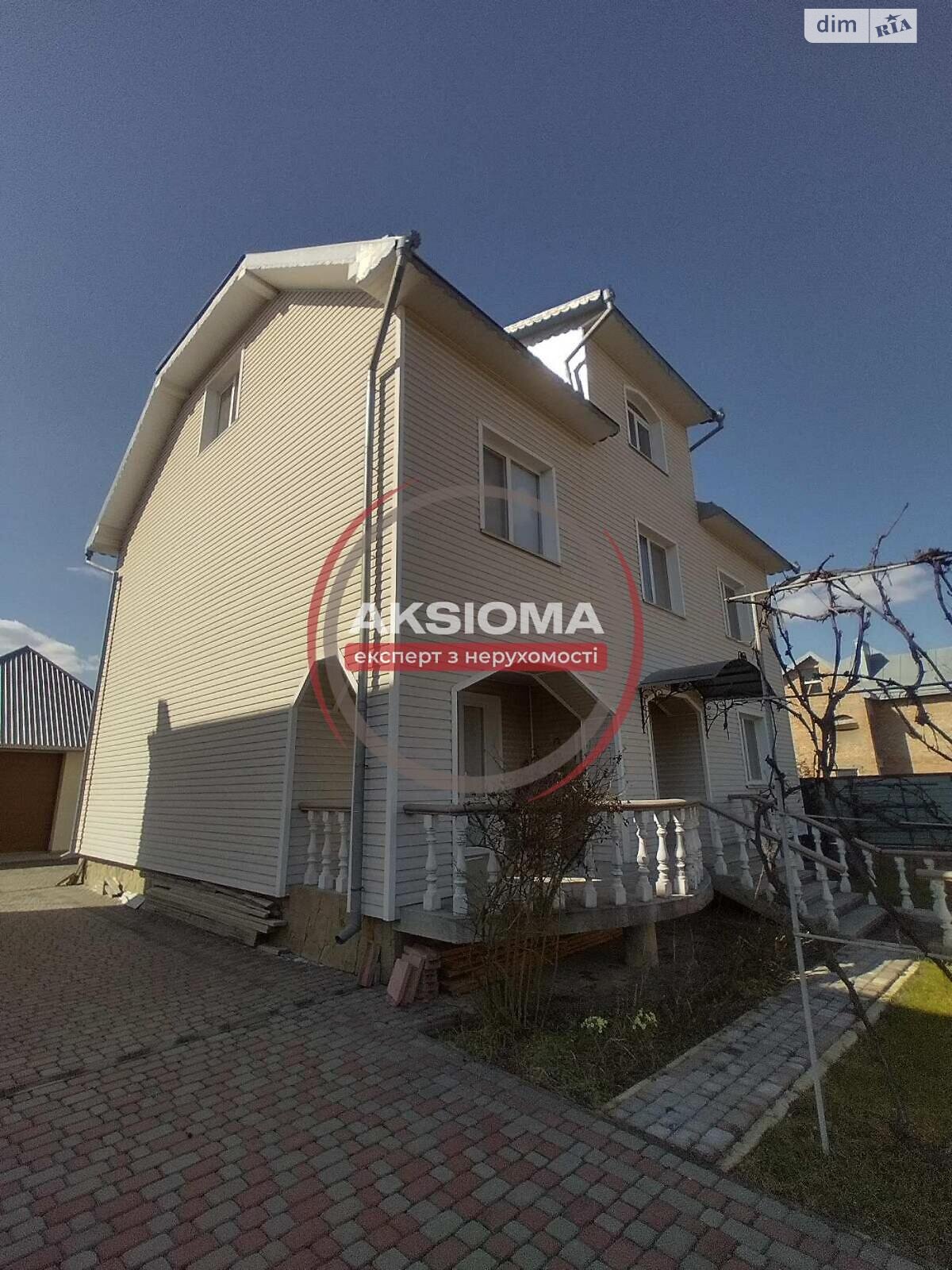 триповерховий будинок, 247 кв. м, кирпич. Продаж в Івано-Франківську, район Бам фото 1 триповерховий будинок, 247 кв. м, кирпич. Продаж в Івано-Франківську, район Бам фото 1