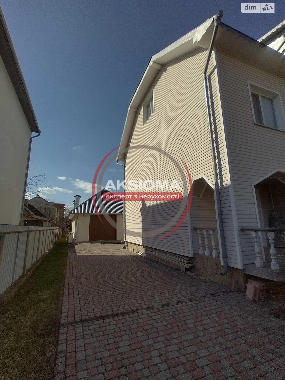 триповерховий будинок, 247 кв. м, кирпич. Продаж в Івано-Франківську, район Бам фото 1 триповерховий будинок, 247 кв. м, кирпич. Продаж в Івано-Франківську, район Бам фото 1