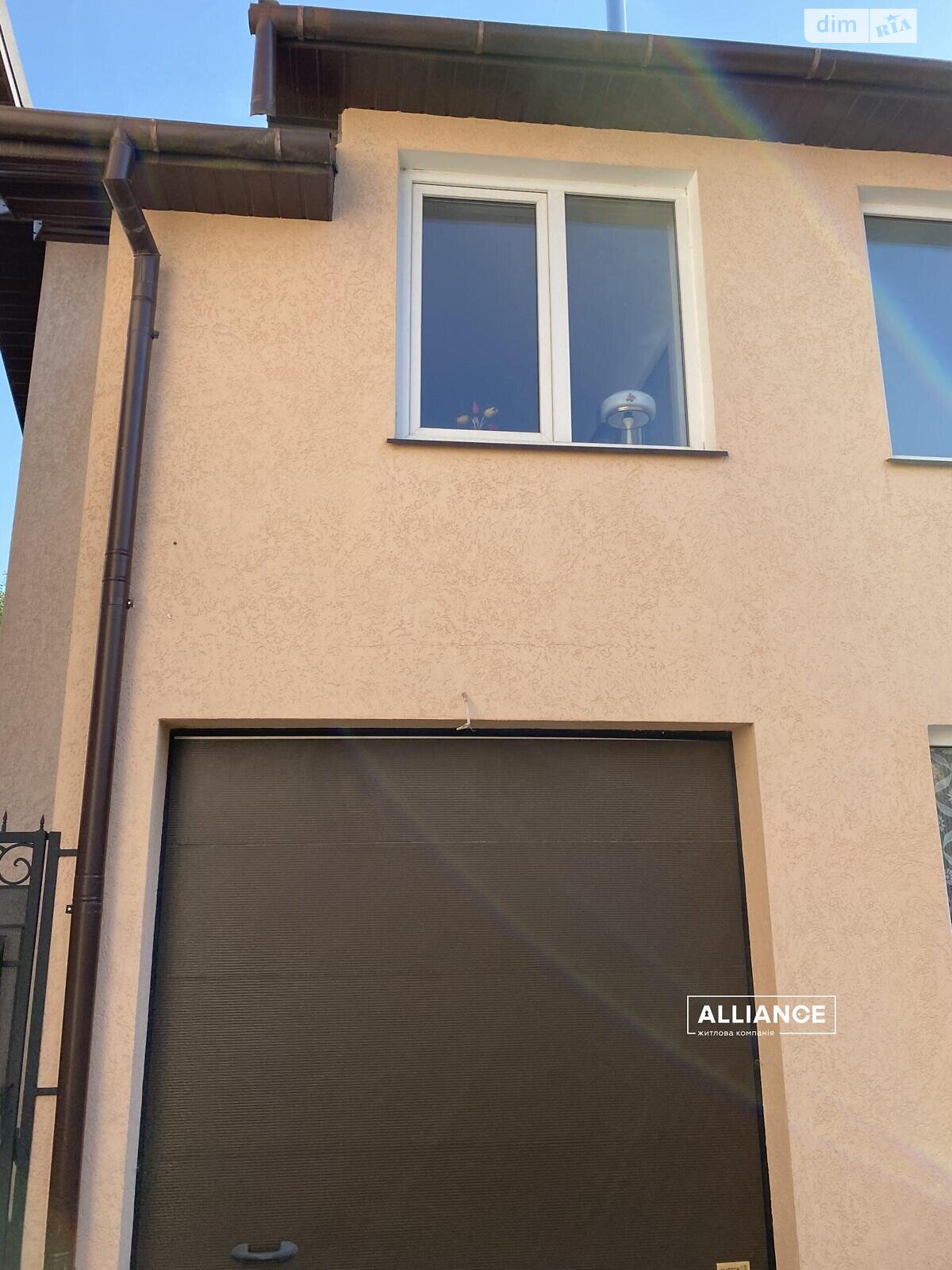 двоповерховий будинок з гаражем, 228.7 кв. м, кирпич. Продаж в Івано-Франківську, район Брати фото 1 двоповерховий будинок з гаражем, 228.7 кв. м, кирпич. Продаж в Івано-Франківську, район Брати фото 1