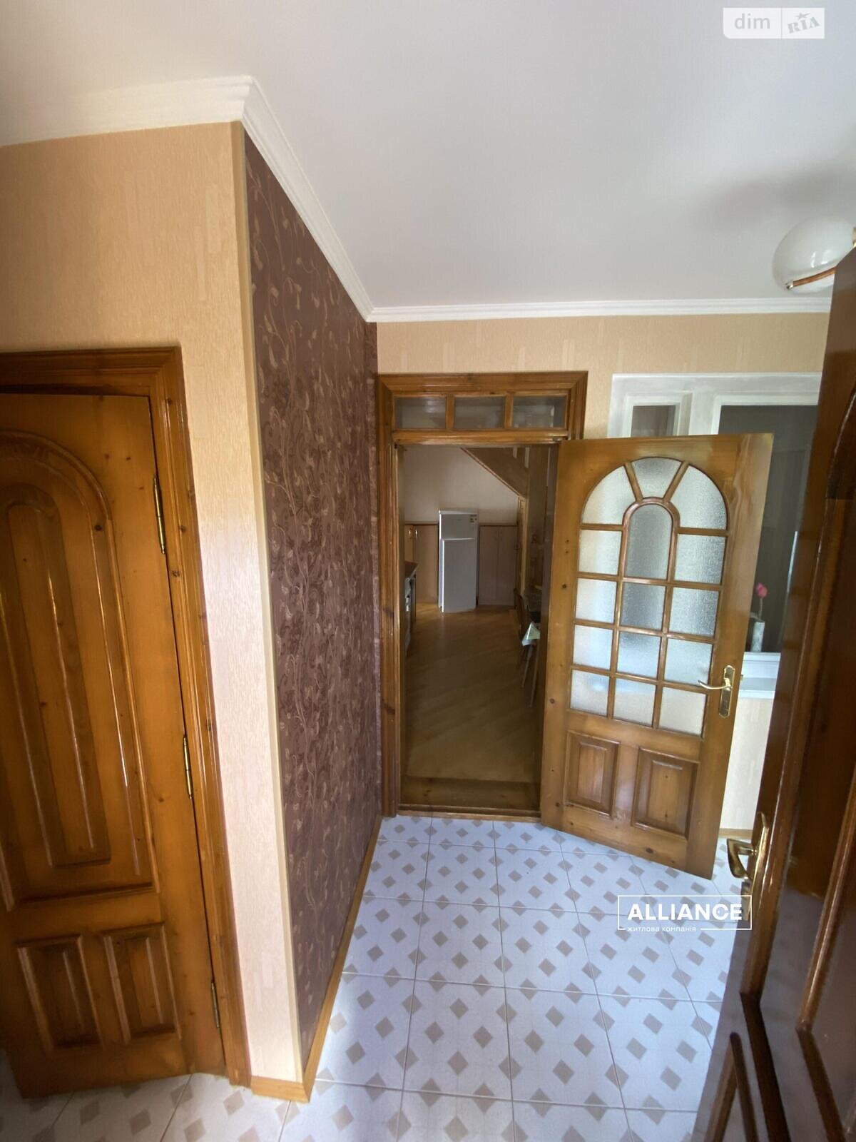 двоповерховий будинок з гаражем, 228.7 кв. м, кирпич. Продаж в Івано-Франківську, район Брати фото 1 двоповерховий будинок з гаражем, 228.7 кв. м, кирпич. Продаж в Івано-Франківську, район Брати фото 1
