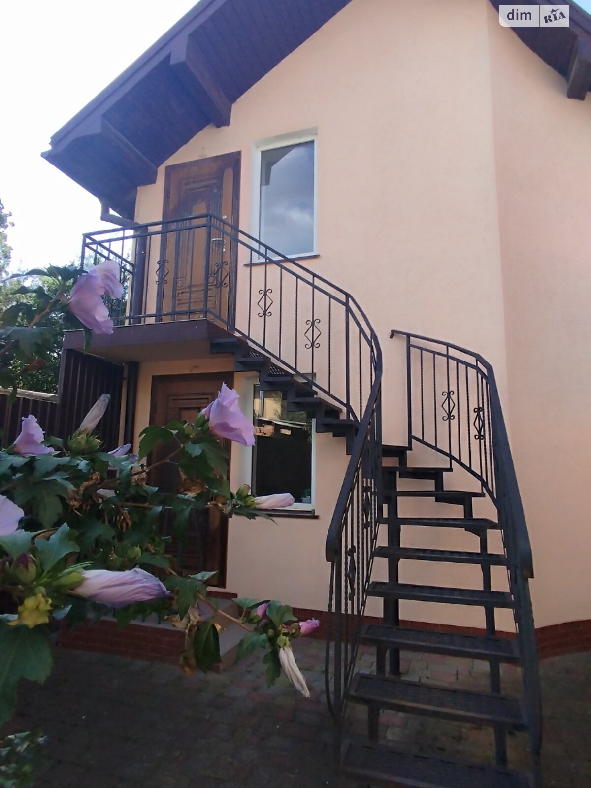 двоповерховий будинок з гаражем, 228.7 кв. м, кирпич. Продаж в Івано-Франківську, район Брати фото 1 двоповерховий будинок з гаражем, 228.7 кв. м, кирпич. Продаж в Івано-Франківську, район Брати фото 1