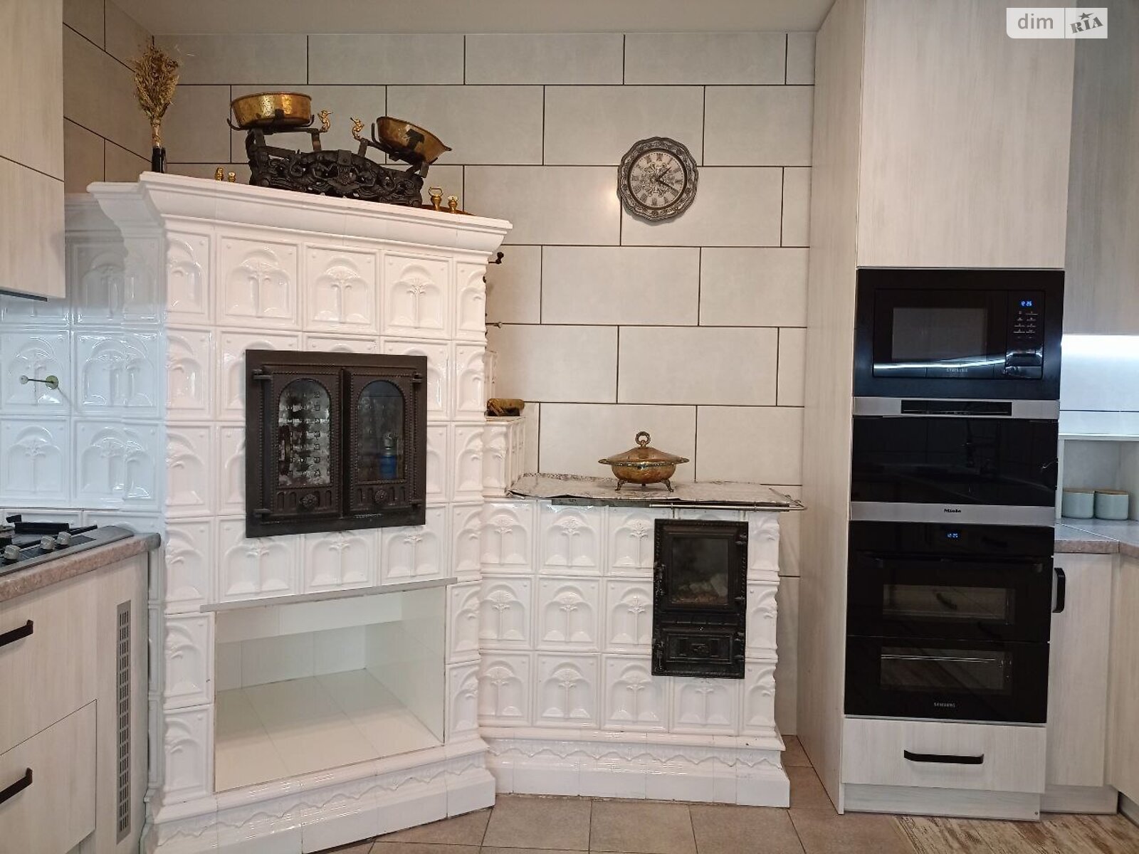 одноповерховий будинок з гаражем, 90 кв. м, цегла. Продаж в Івано-Франківську, район Брати фото 1 одноповерховий будинок з гаражем, 90 кв. м, цегла. Продаж в Івано-Франківську, район Брати фото 1