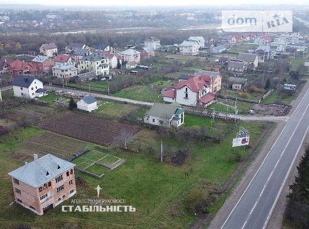 трехэтажный дом с подвалом, 120 кв. м, кирпич. Продажа в Черниеве (Ивано-Франковская обл.) фото 1 трехэтажный дом с подвалом, 120 кв. м, кирпич. Продажа в Черниеве (Ивано-Франковская обл.) фото 1