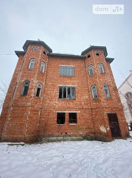 трехэтажный дом с мансардой, 722 кв. м, кирпич. Продажа в Черниеве (Ивано-Франковская обл.) фото 1 трехэтажный дом с мансардой, 722 кв. м, кирпич. Продажа в Черниеве (Ивано-Франковская обл.) фото 1