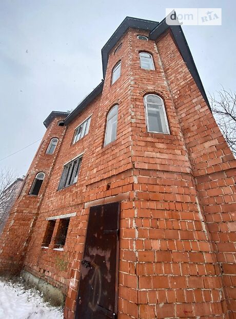 трехэтажный дом с мансардой, 722 кв. м, кирпич. Продажа в Черниеве (Ивано-Франковская обл.) фото 1 трехэтажный дом с мансардой, 722 кв. м, кирпич. Продажа в Черниеве (Ивано-Франковская обл.) фото 1
