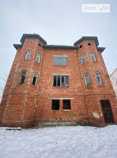 трехэтажный дом с мансардой, 722 кв. м, кирпич. Продажа в Черниеве (Ивано-Франковская обл.) фото 1 трехэтажный дом с мансардой, 722 кв. м, кирпич. Продажа в Черниеве (Ивано-Франковская обл.) фото 1