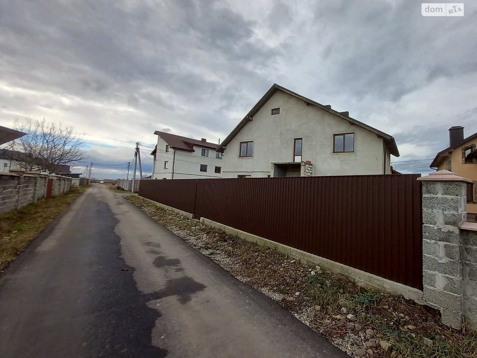 двухэтажный дом с верандой, 151 кв. м, кирпич. Продажа в Ивано-Франковске фото 1 двухэтажный дом с верандой, 151 кв. м, кирпич. Продажа в Ивано-Франковске фото 1