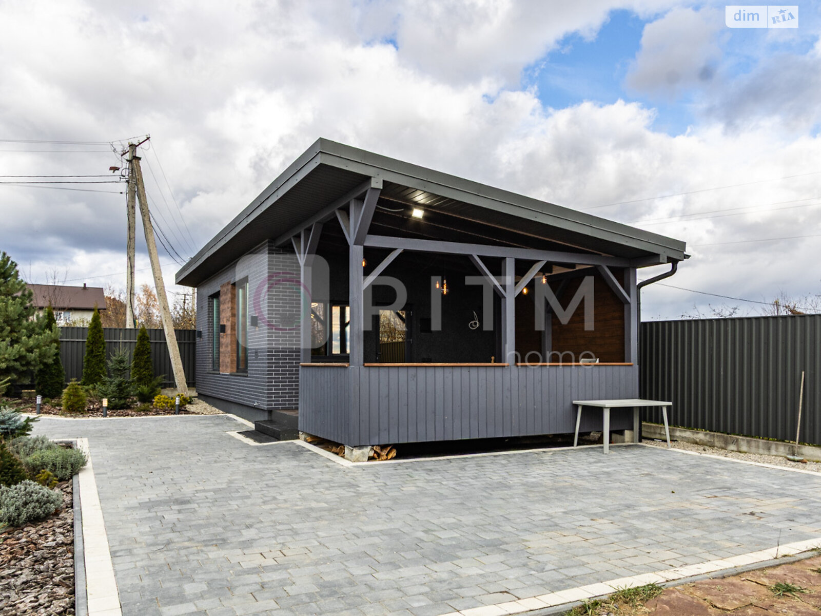 одноэтажный дом с отоплением, 40 кв. м, кирпич. Продажа в Ивано-Франковске фото 1 одноэтажный дом с отоплением, 40 кв. м, кирпич. Продажа в Ивано-Франковске фото 1