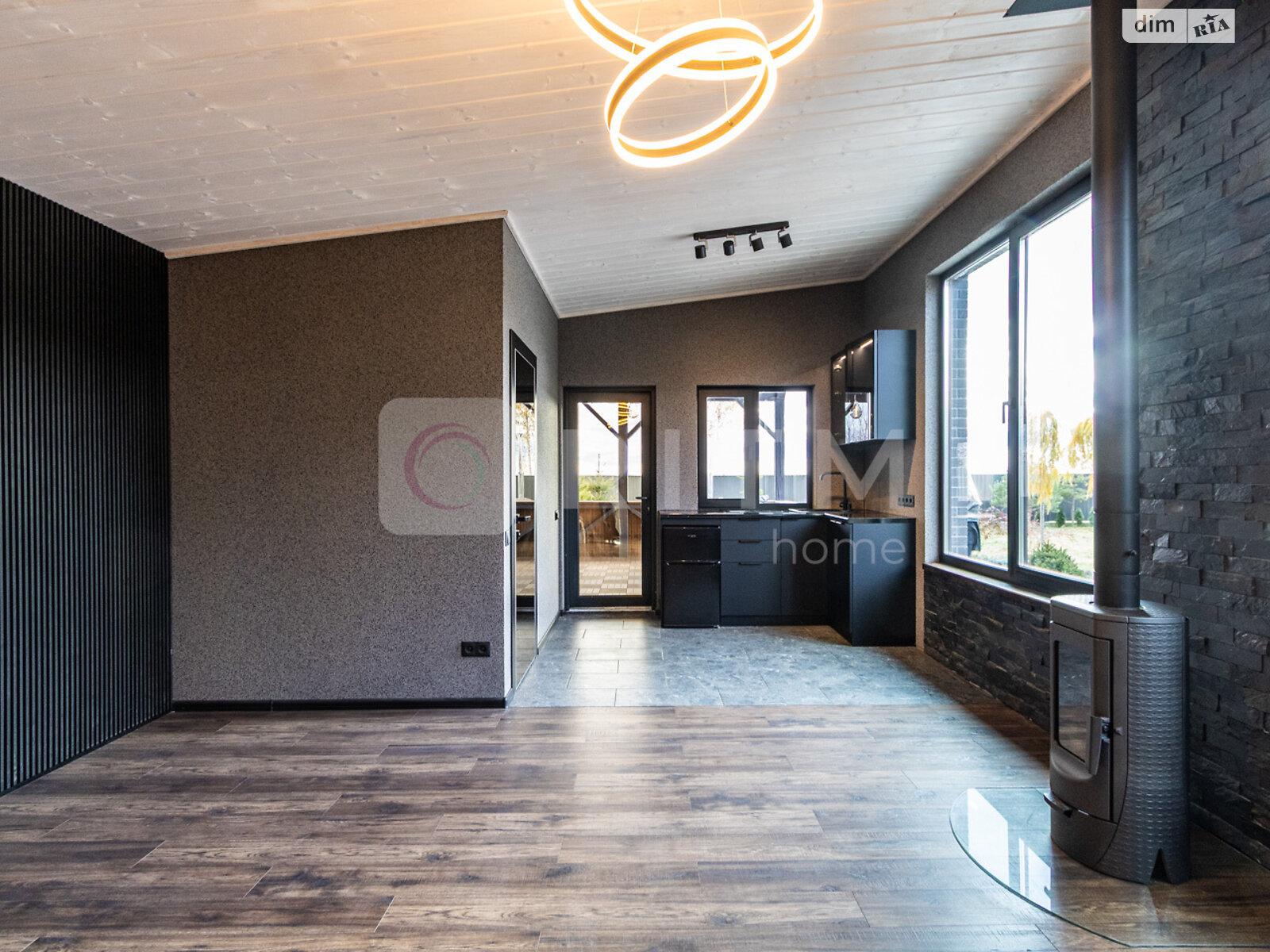 одноэтажный дом с отоплением, 40 кв. м, кирпич. Продажа в Ивано-Франковске фото 1 одноэтажный дом с отоплением, 40 кв. м, кирпич. Продажа в Ивано-Франковске фото 1